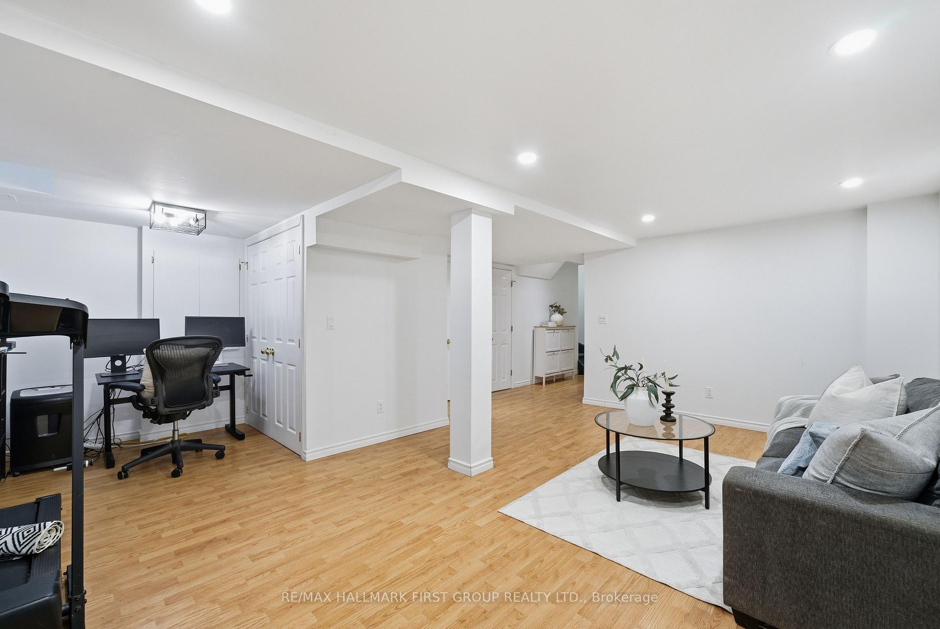 Photo 12 of 47 Telegraph Drive, Whitby, Williamsburg — HOMEH