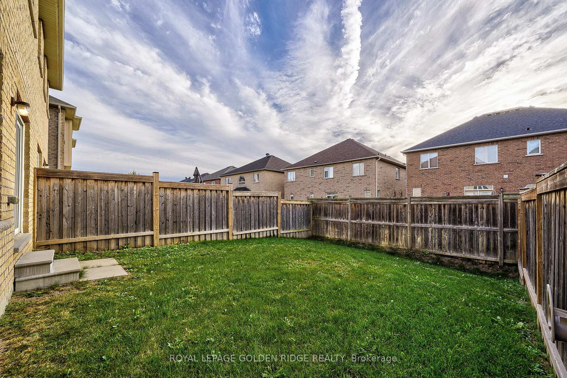 Photo 28 of 26 Memon Place, Markham, Wismer — HOMEH
