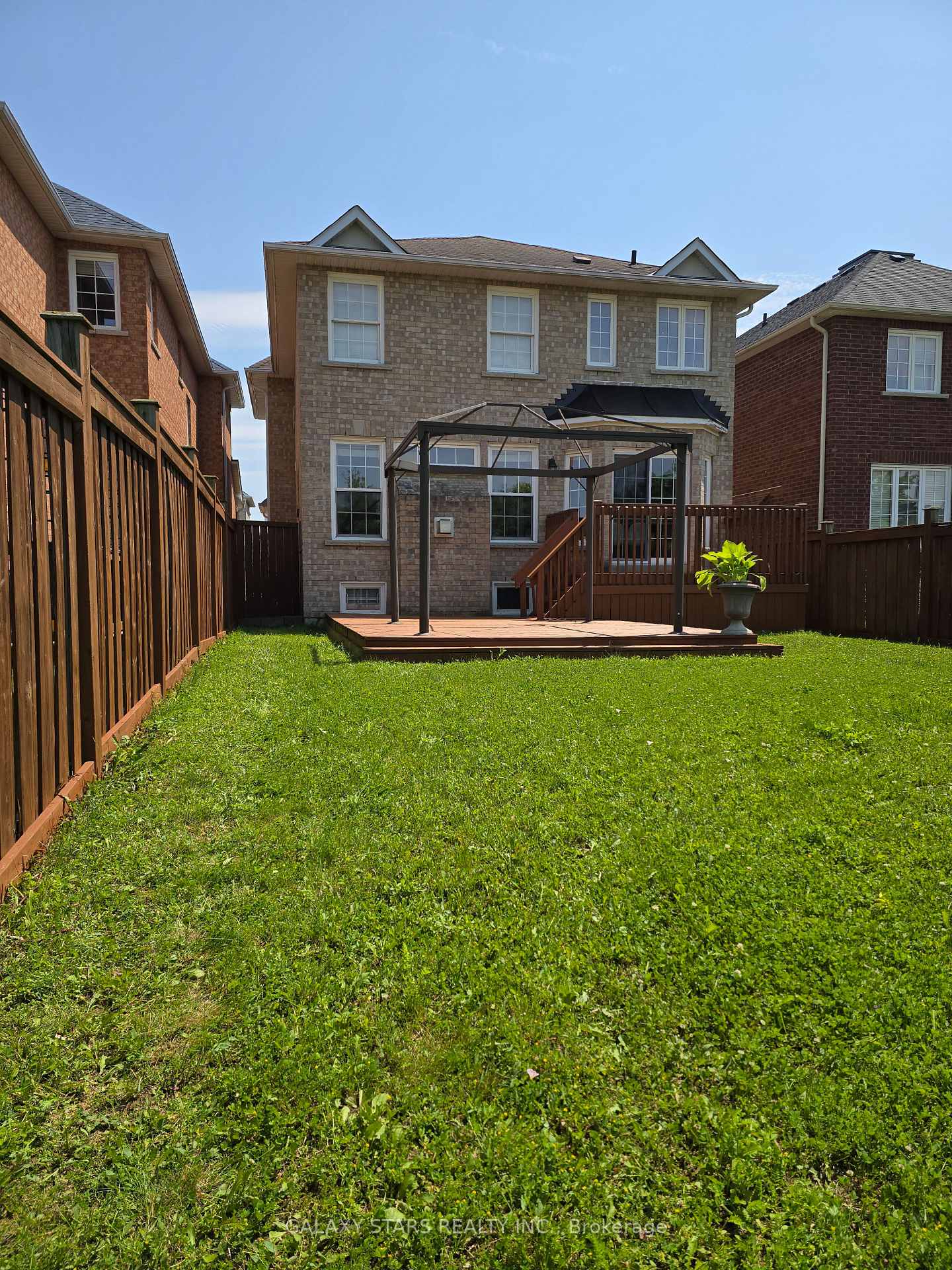 Photo 37 of 44 Selby Drive, Ajax, Northwest Ajax — HOMEH