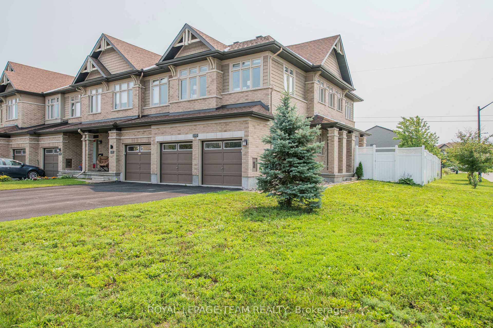 Photo 1 of 500 Grand Tully Way, Ottawa, Riverside South — HOMEH
