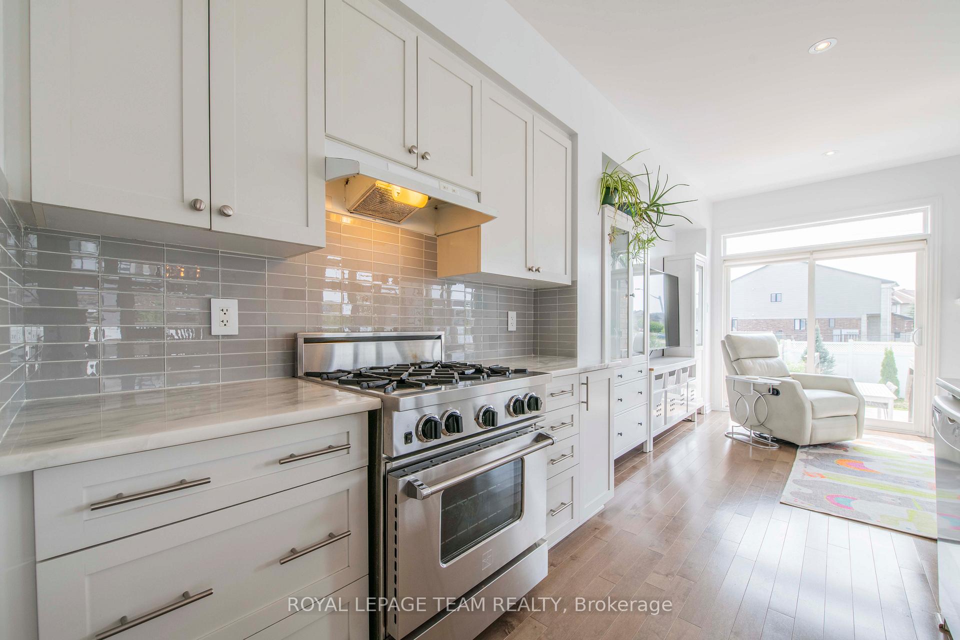 Photo 7 of 500 Grand Tully Way, Ottawa, Riverside South — HOMEH