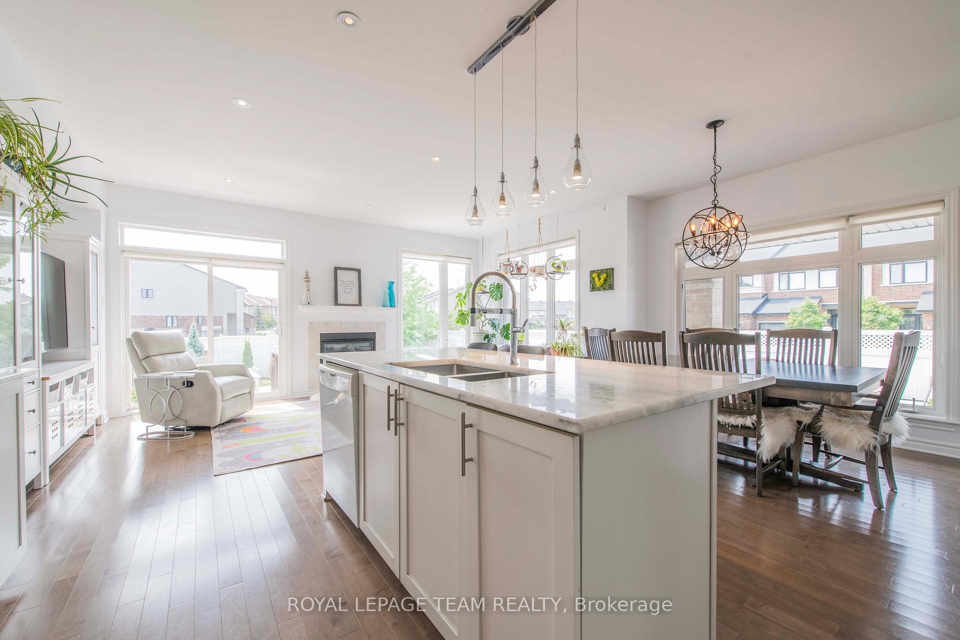 Photo 10 of 500 Grand Tully Way, Ottawa, Riverside South — HOMEH