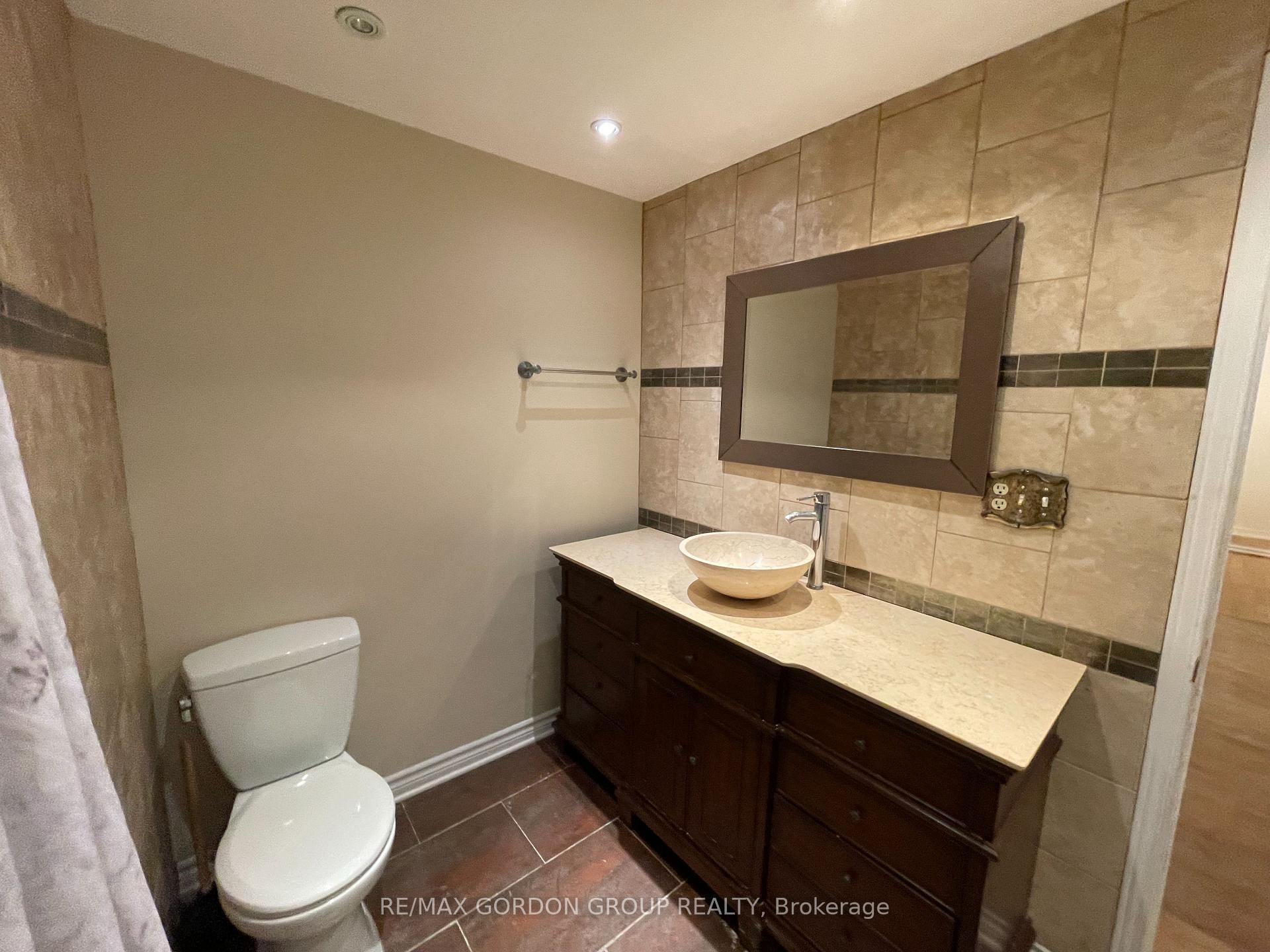 Photo 11 of Unit Lower, 544 Aberdeen Avenue, Vaughan, East Woodbridge — HOMEH