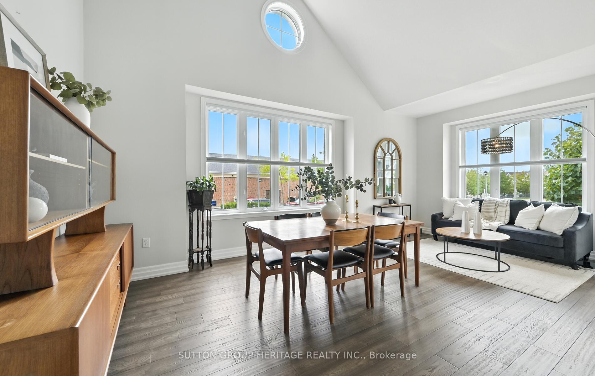 Photo 9 of 82 Vallance Way, Whitby, Brooklin — HOMEH
