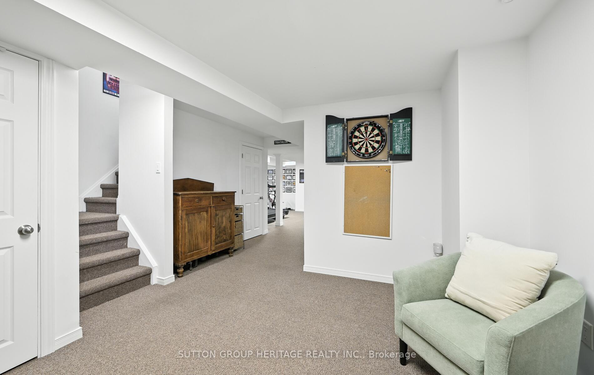 Photo 33 of 82 Vallance Way, Whitby, Brooklin — HOMEH