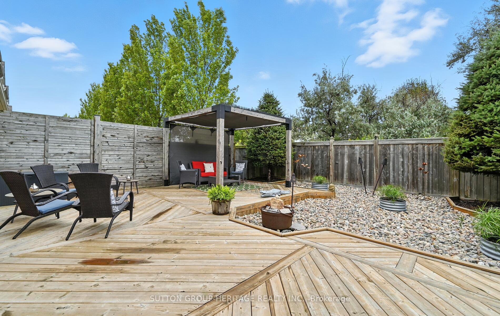 Photo 40 of 82 Vallance Way, Whitby, Brooklin — HOMEH