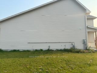 Photo 11 of 22 Summit Crescent, Belleville, Belleville Ward — HOMEH