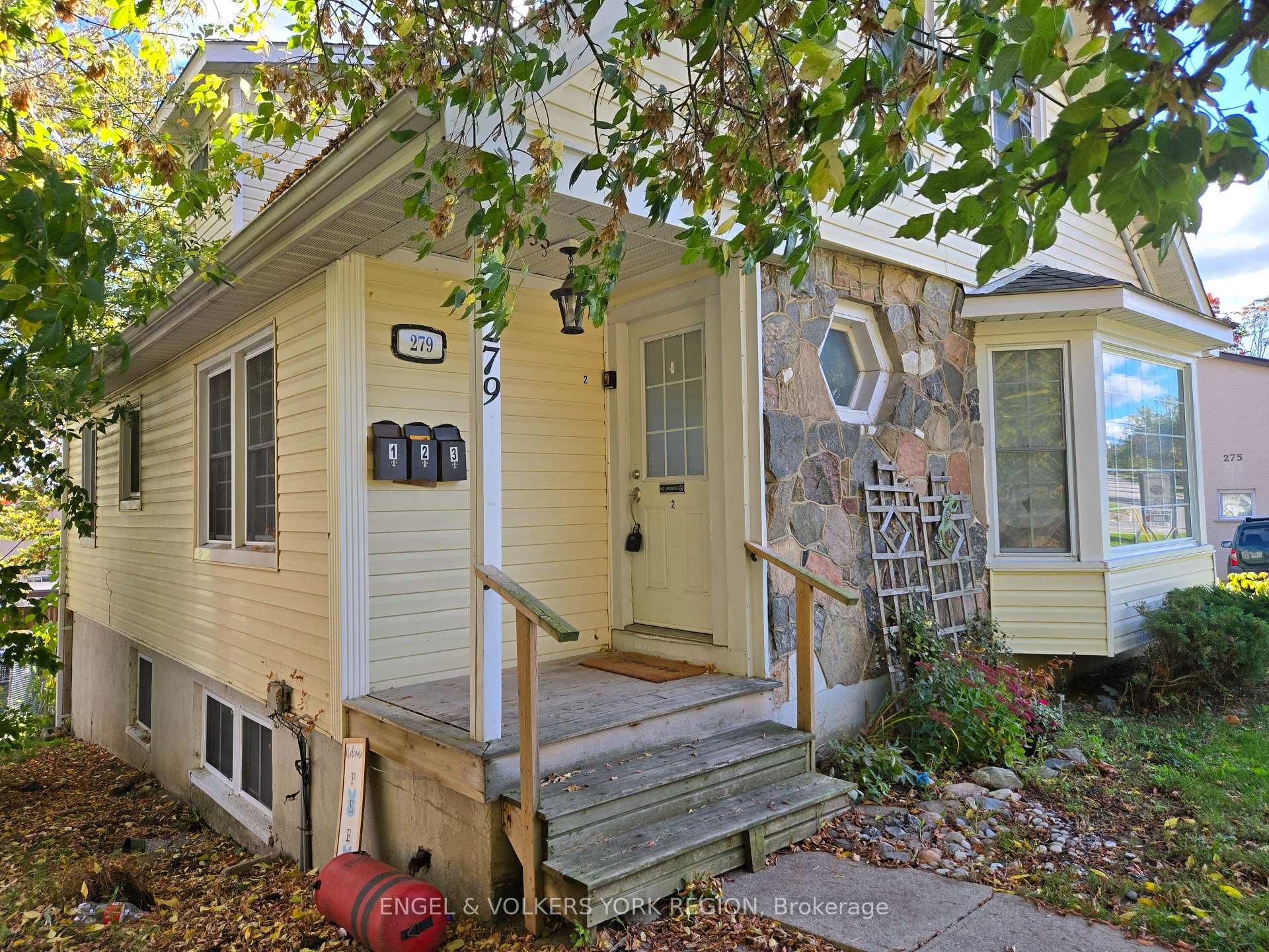 Photo 1 of Unit 2, 279 Blake Street, Barrie, North Shore — HOMEH