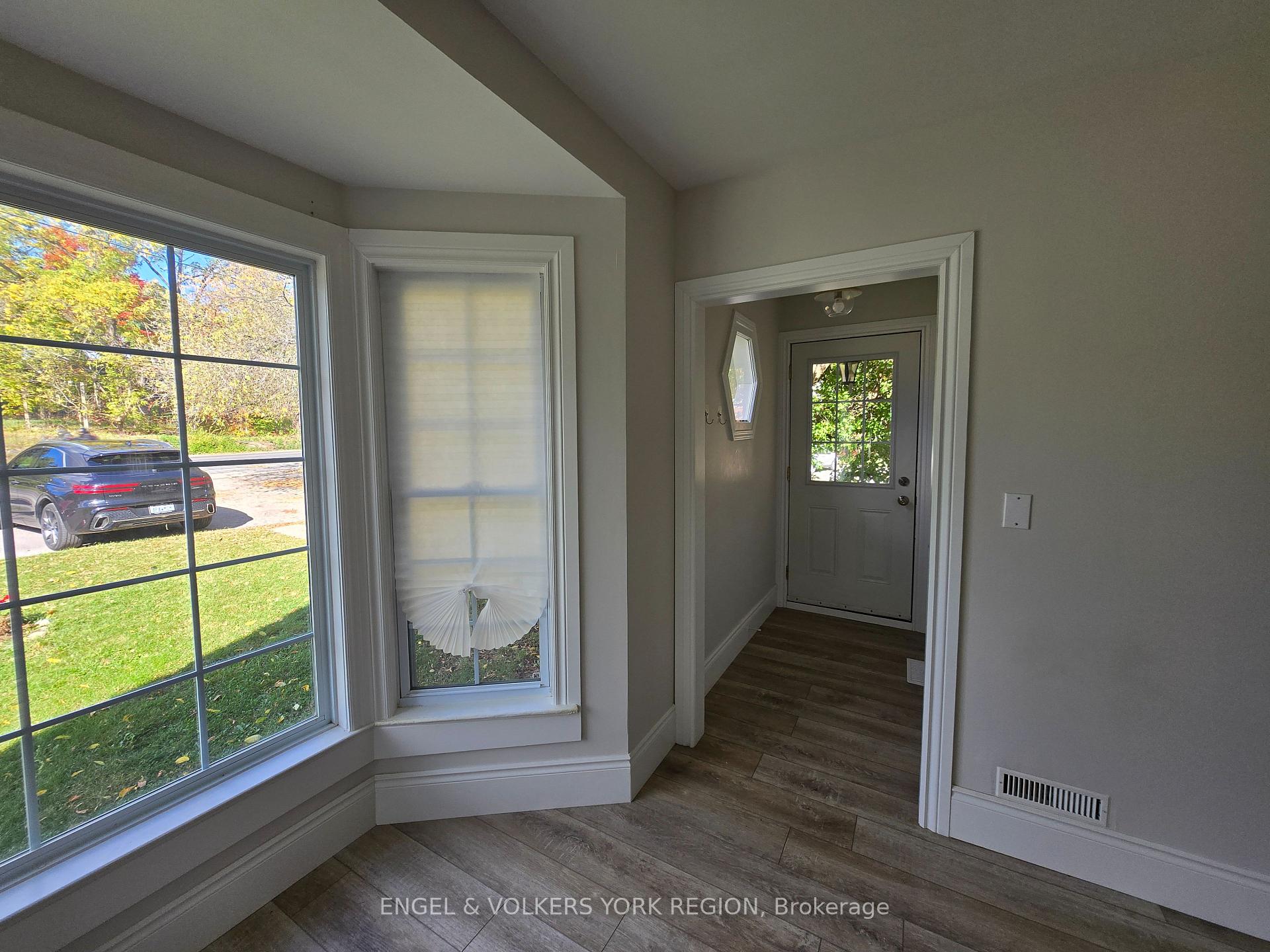 Photo 12 of Unit 2, 279 Blake Street, Barrie, North Shore — HOMEH