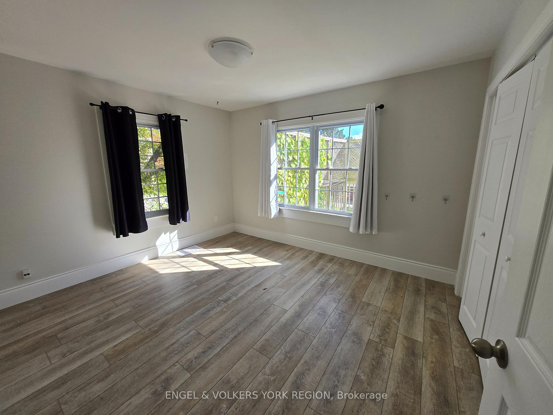 Photo 7 of Unit 2, 279 Blake Street, Barrie, North Shore — HOMEH