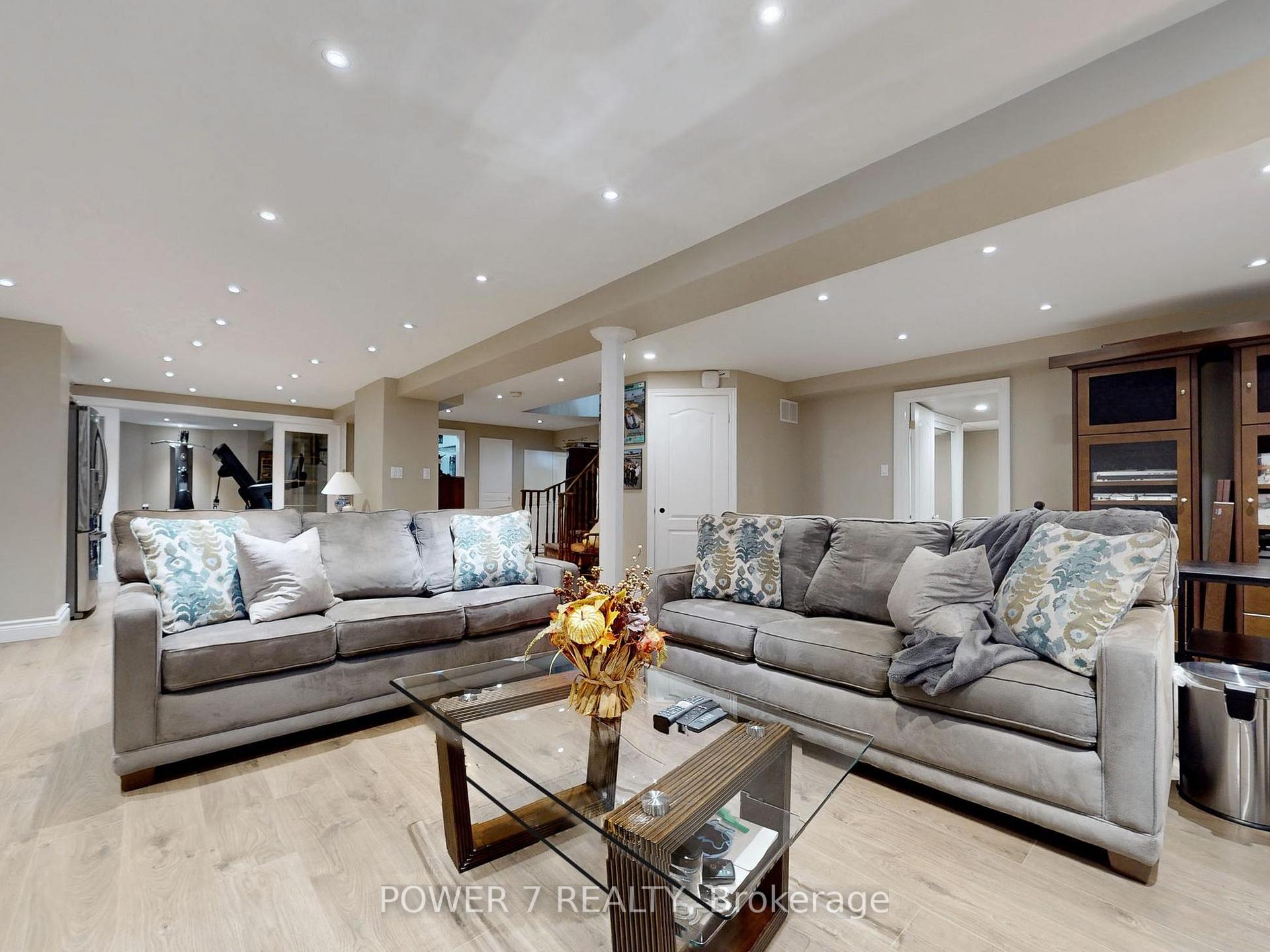 Photo 25 of 17 Macrill Road, Markham, Cachet — HOMEH