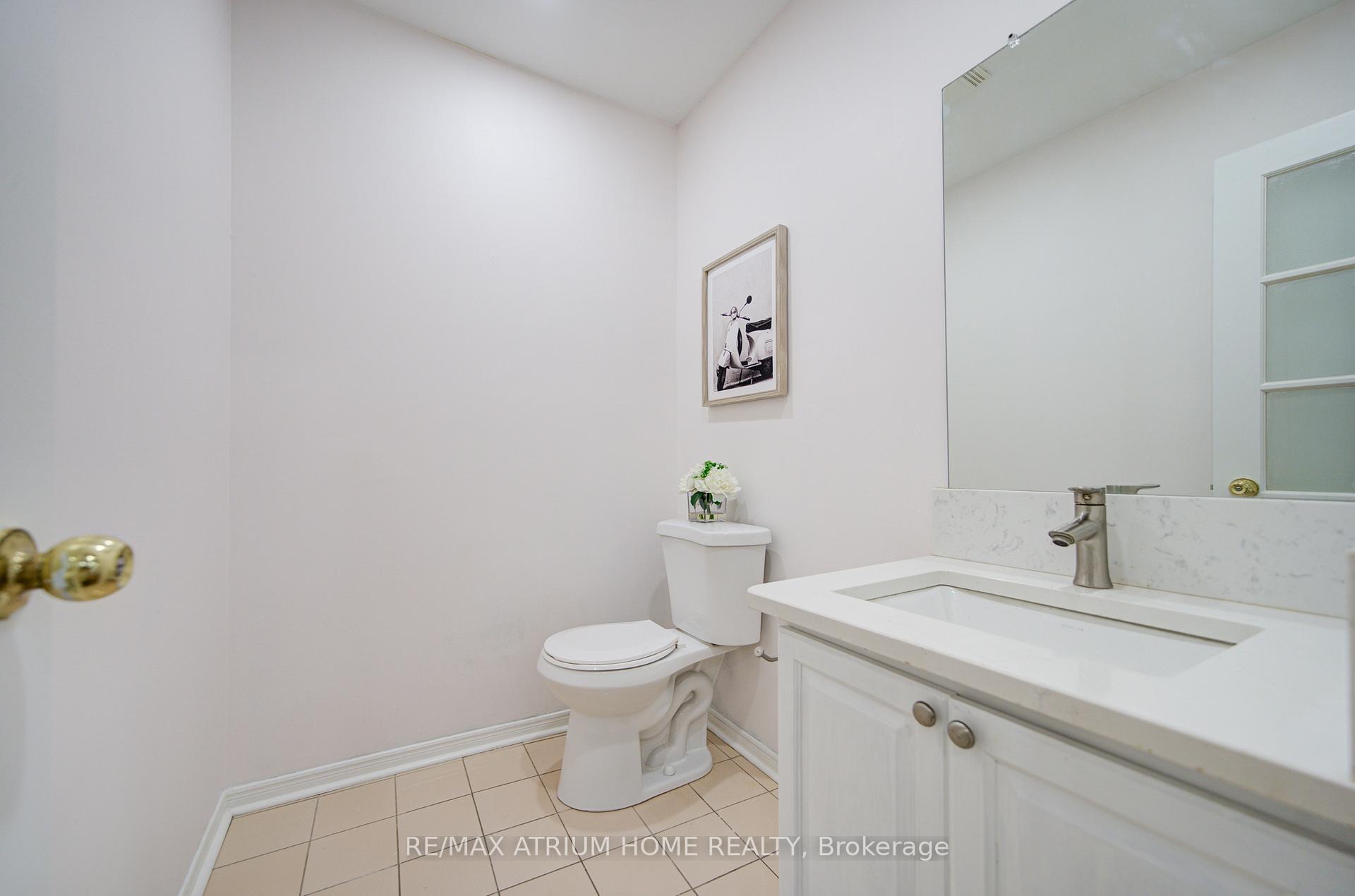 Photo 9 of 70 Millcroft Way, Vaughan, Brownridge — HOMEH