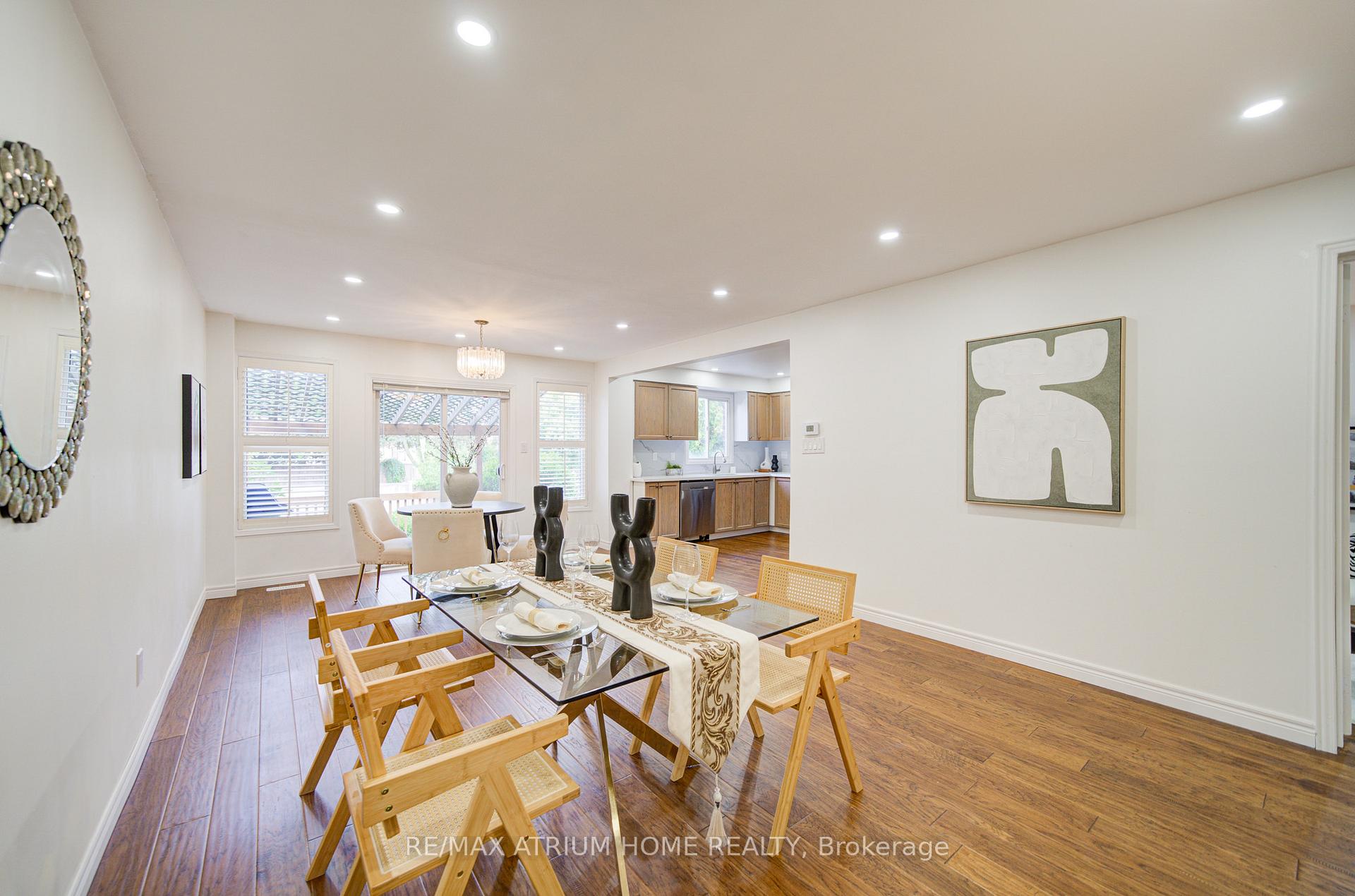 Photo 13 of 70 Millcroft Way, Vaughan, Brownridge — HOMEH