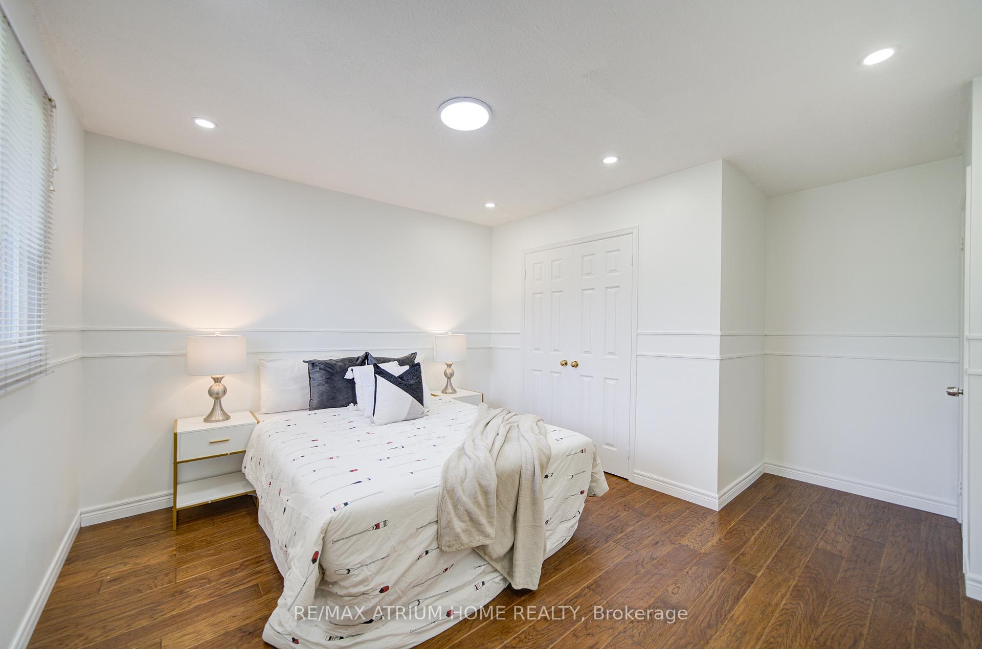 Photo 31 of 70 Millcroft Way, Vaughan, Brownridge — HOMEH