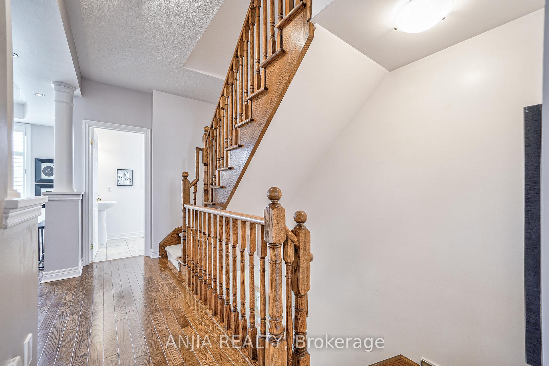 Photo 13 of 2902 Elgin Mills Road E, Markham, Victoria Square — HOMEH