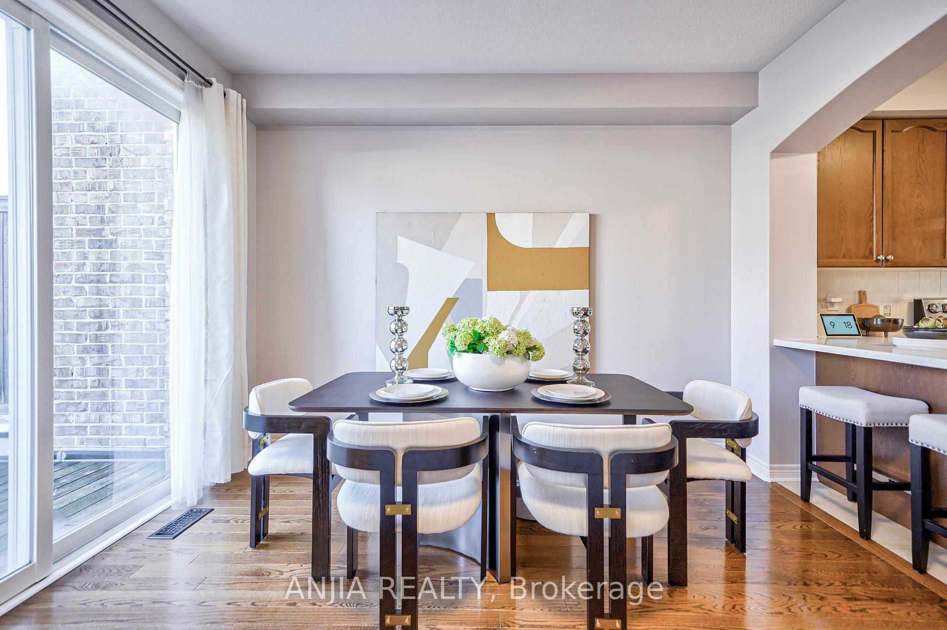 Photo 24 of 2902 Elgin Mills Road E, Markham, Victoria Square — HOMEH