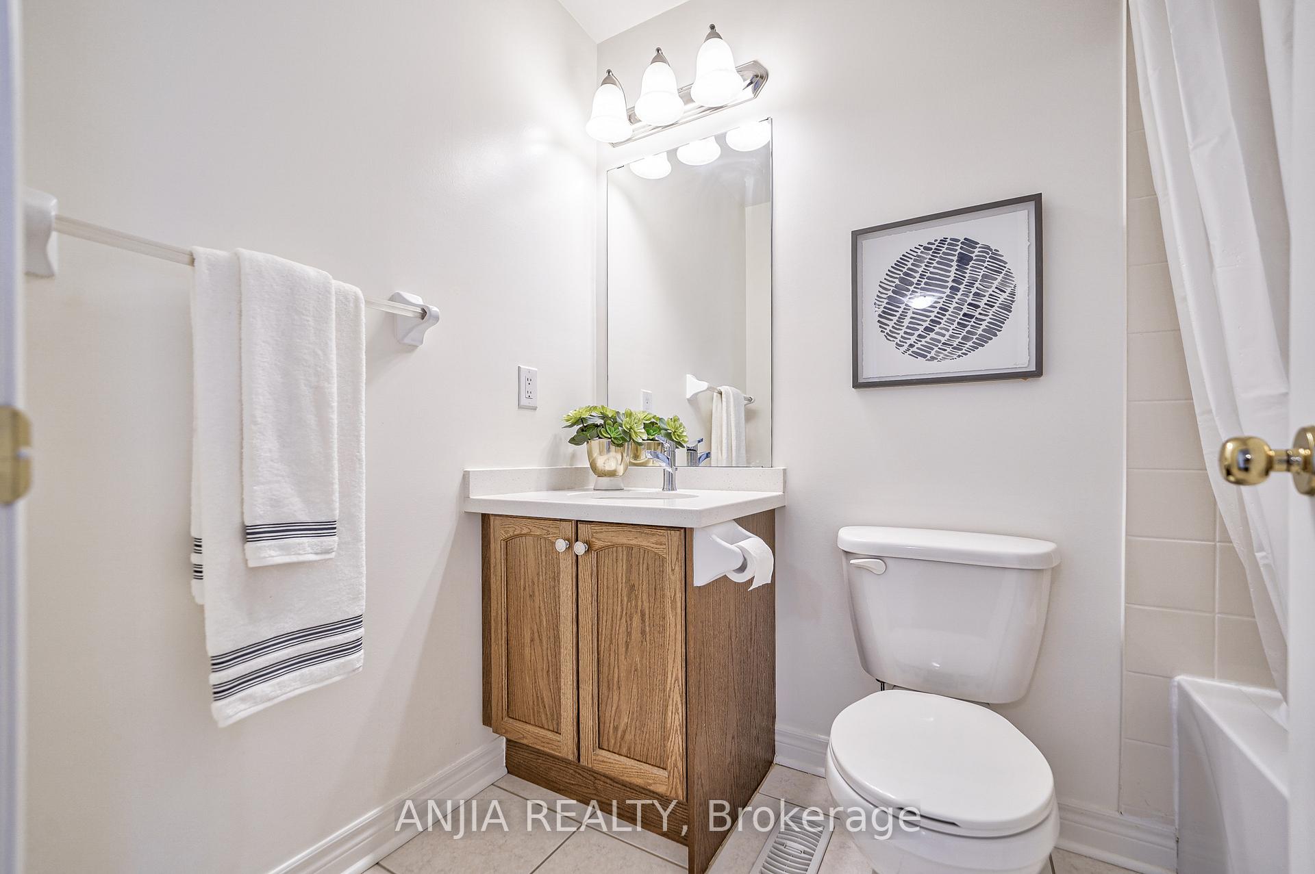 Photo 37 of 2902 Elgin Mills Road E, Markham, Victoria Square — HOMEH