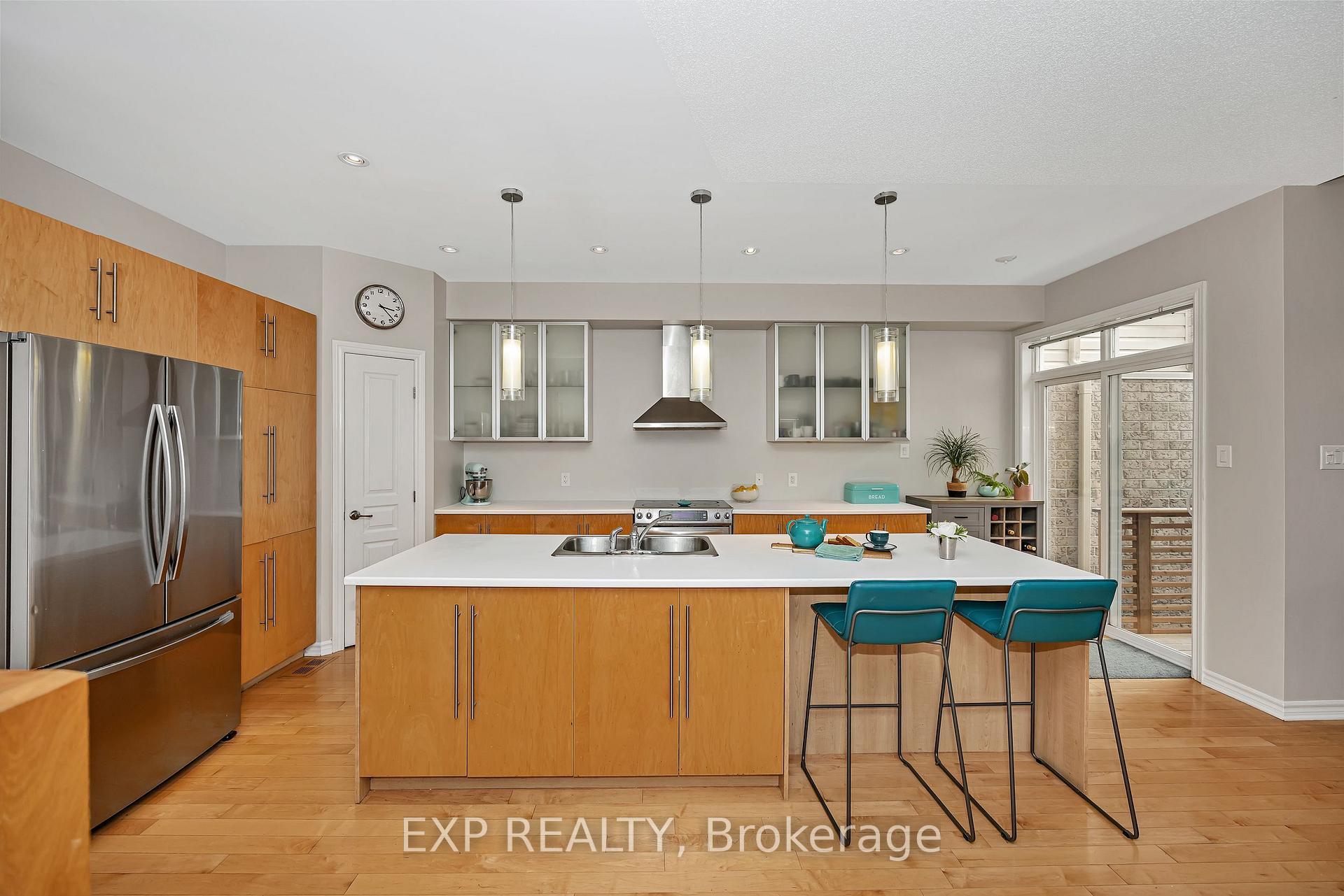Photo 13 of 694 Bowercrest Crescent, Ottawa, Riverside South/Gloucester Glen — HOMEH