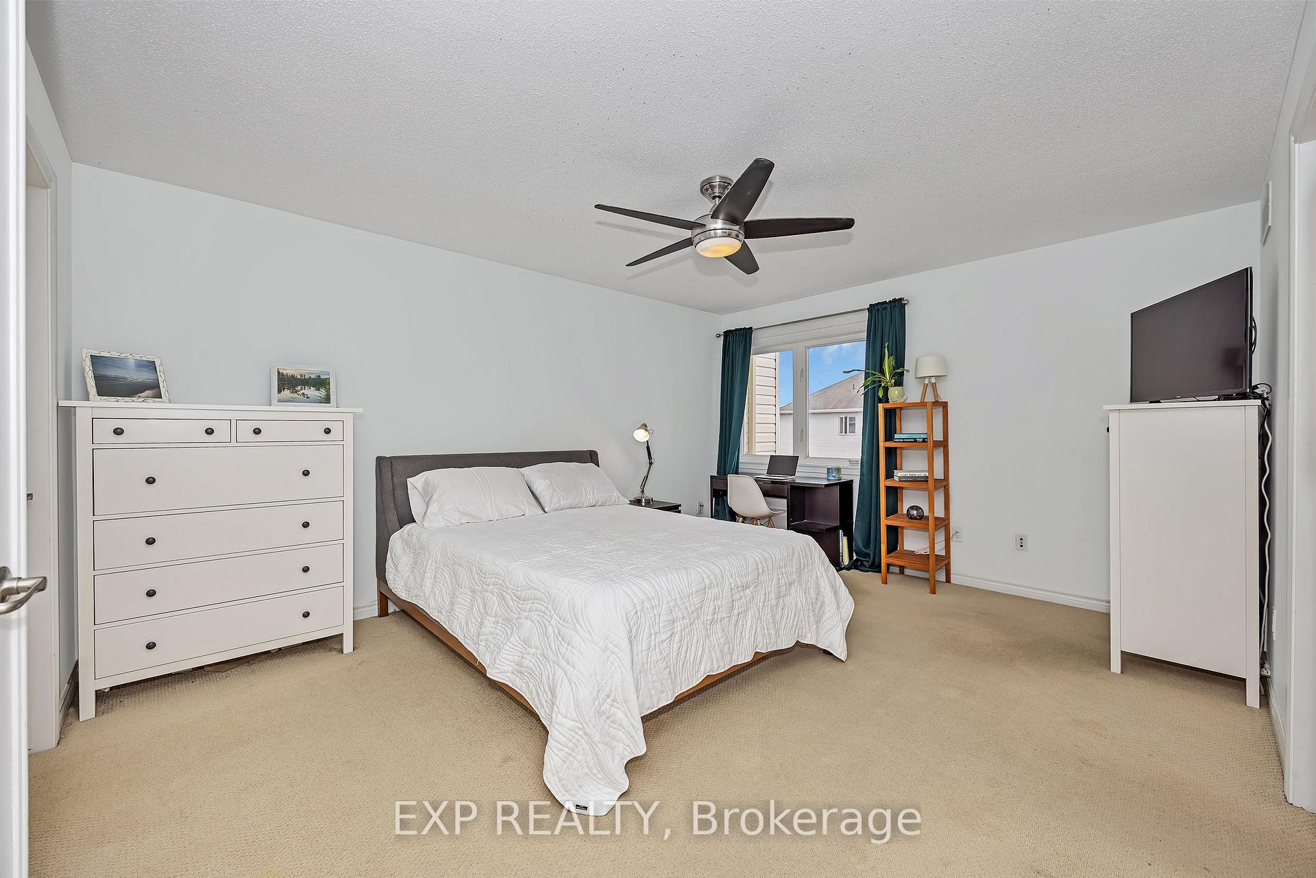 Photo 14 of 694 Bowercrest Crescent, Ottawa, Riverside South/Gloucester Glen — HOMEH