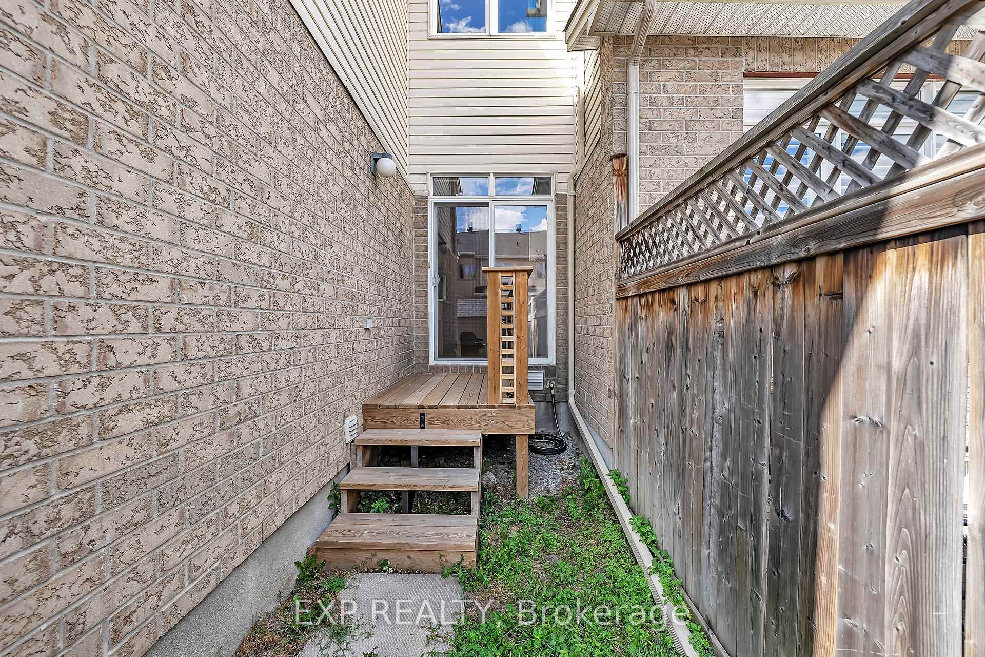 Photo 32 of 694 Bowercrest Crescent, Ottawa, Riverside South/Gloucester Glen — HOMEH