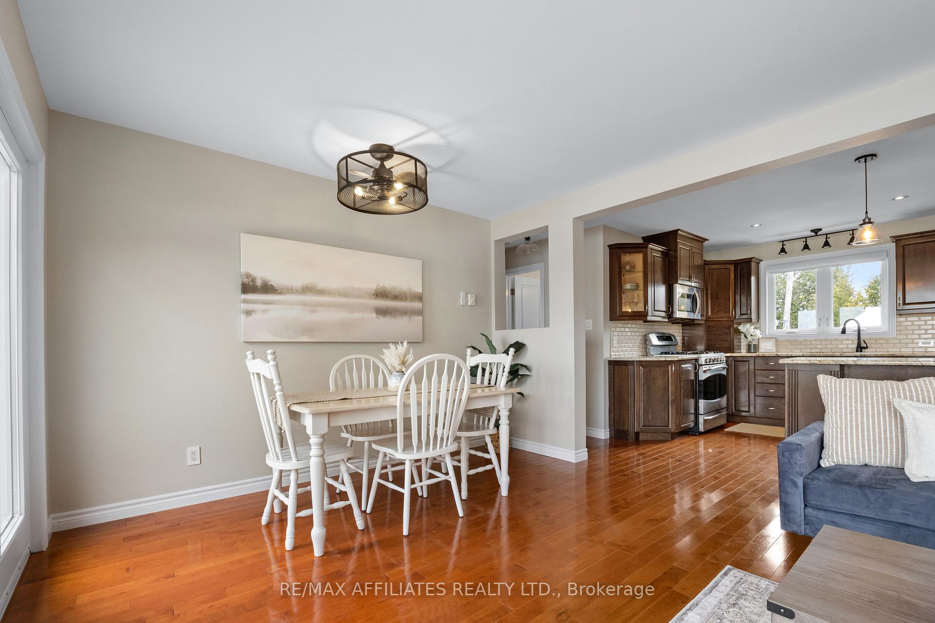 Photo 4 of 3526 9th Line Road, Beckwith, Beckwith Twp — HOMEH