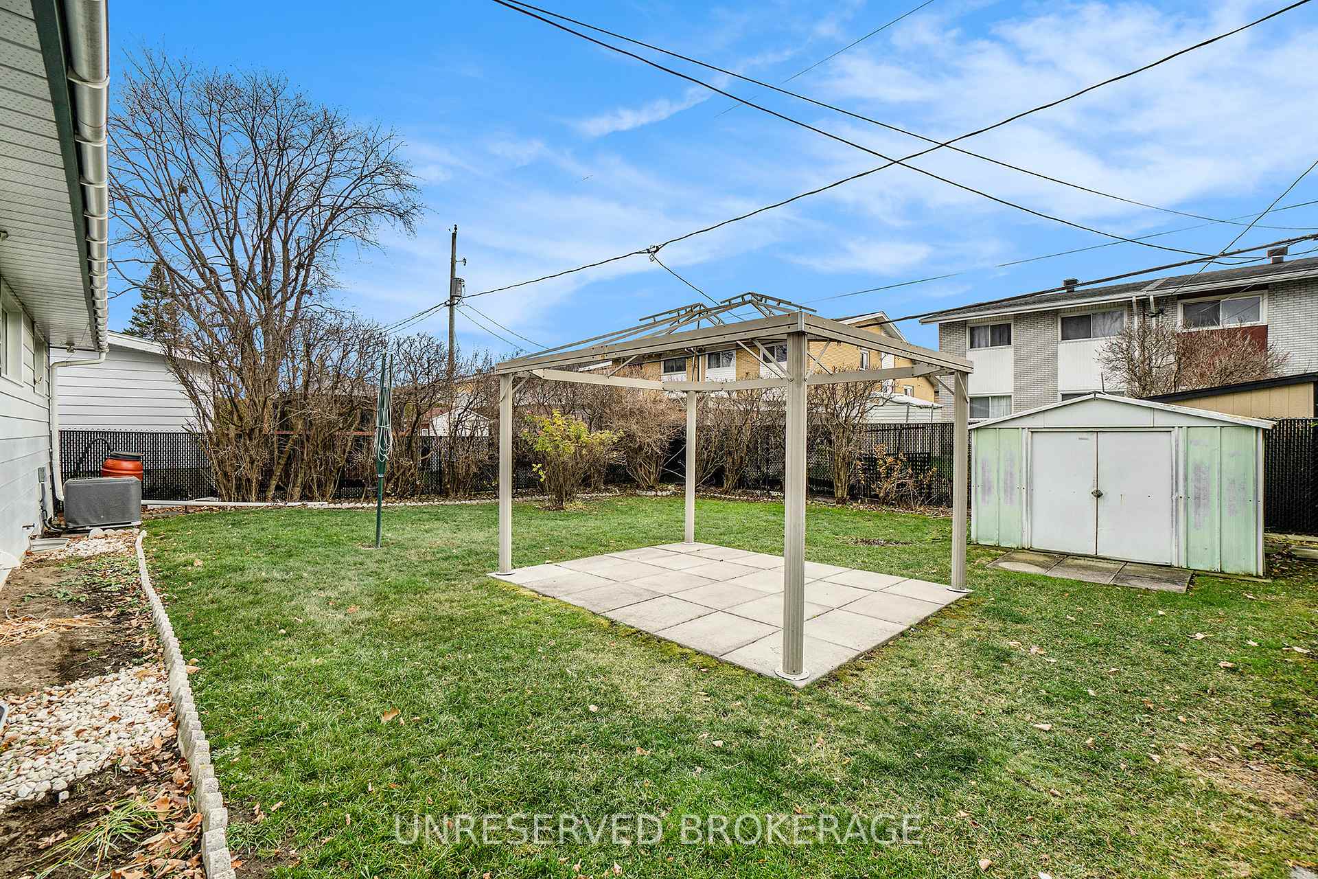 Photo 23 of 1974 Michigan Avenue, Ottawa, Guildwood Estates - Urbandale Acres — HOMEH