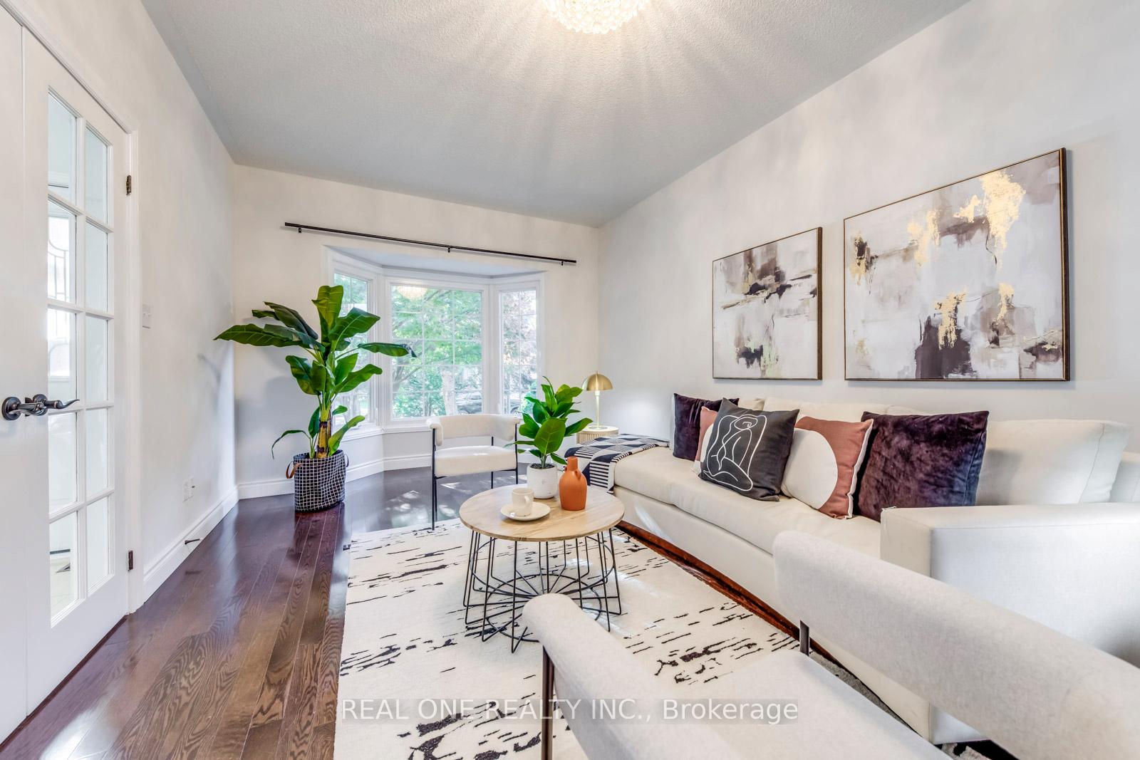 Photo 7 of 22 Arborfield Lane, Markham, Markville — HOMEH