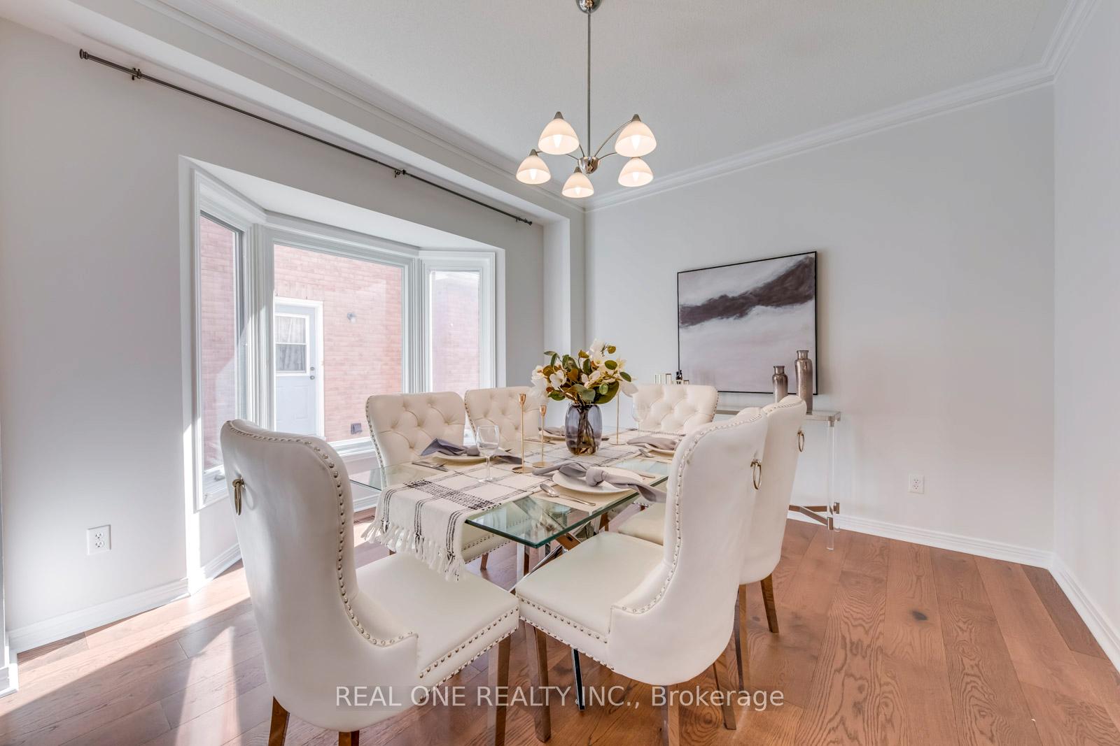 Photo 8 of 22 Arborfield Lane, Markham, Markville — HOMEH