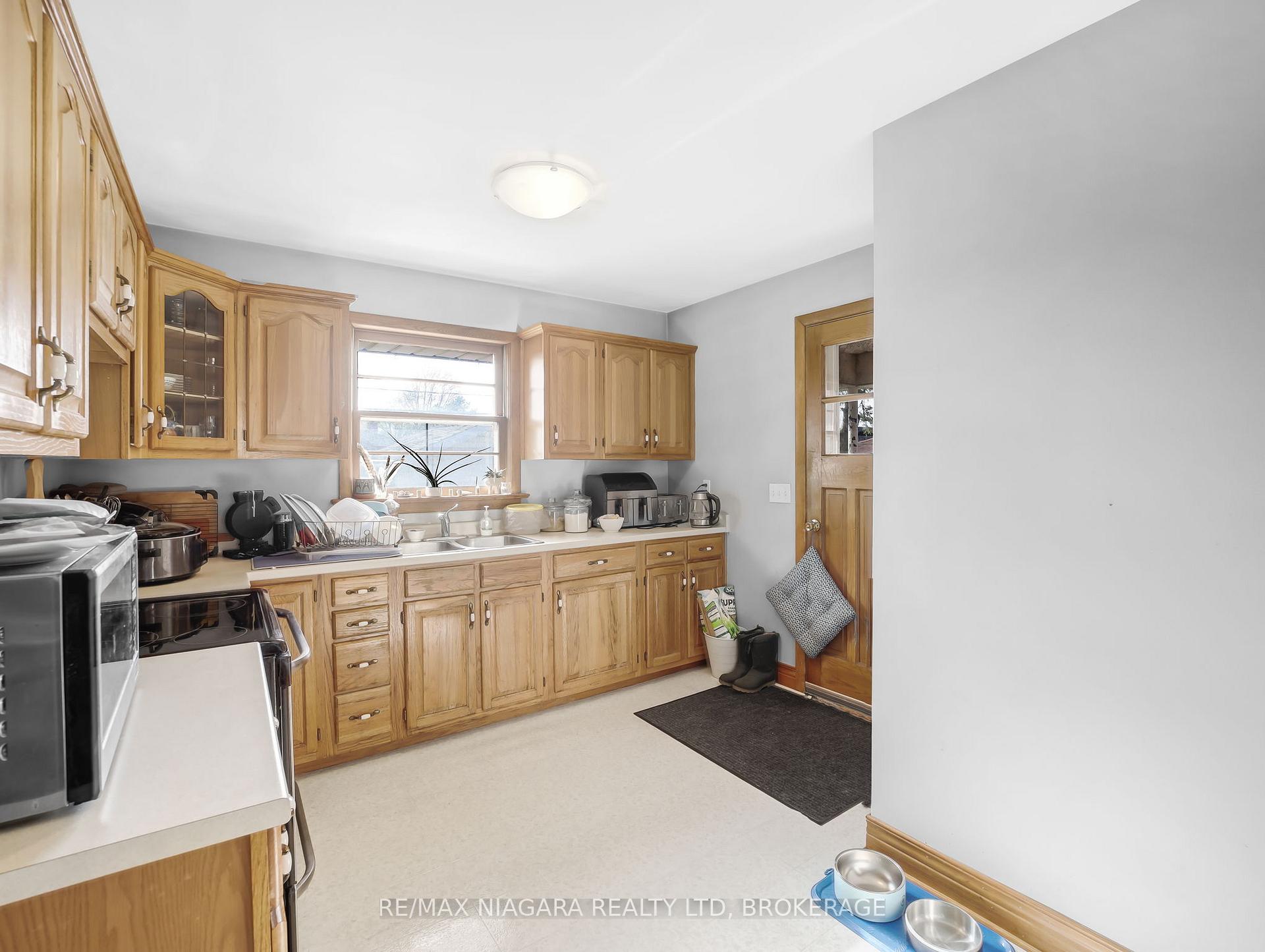 Photo 14 of 85 Diffin Drive, Welland, Prince Charles — HOMEH