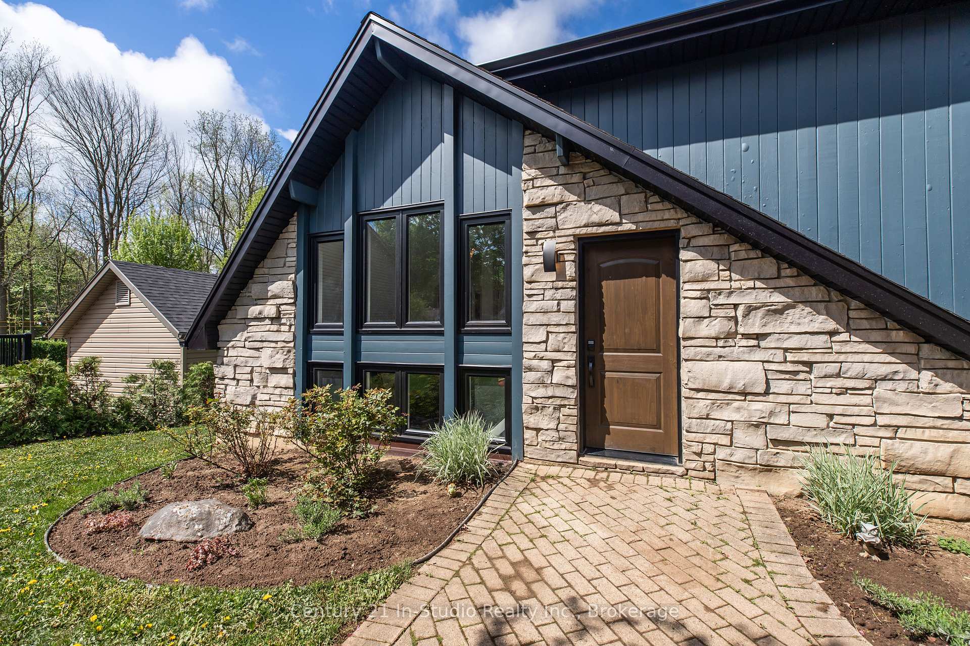 Photo 8 of 222 George Street S, Arran-Elderslie — HOMEH