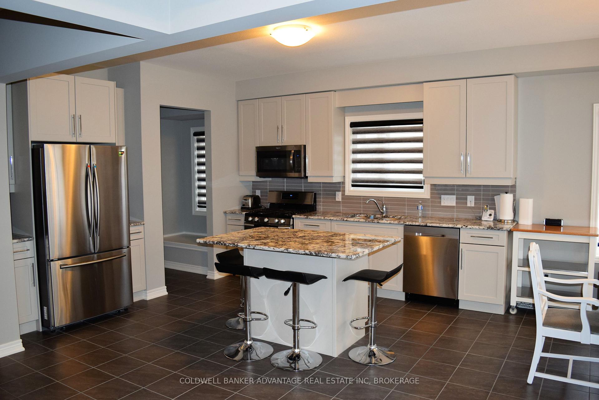 Photo 2 of 97 Crow Street S, Welland, Coyle Creek — HOMEH