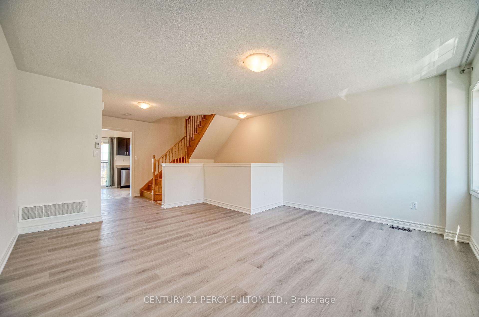 Photo 4 of 8 Benjamin Way, Whitby, Blue Grass Meadows — HOMEH