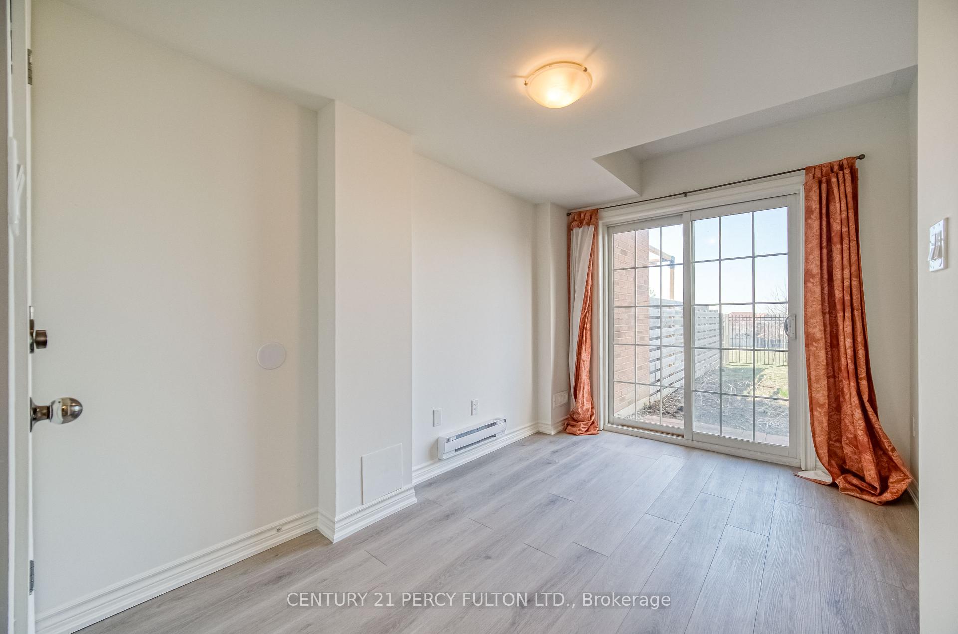 Photo 13 of 8 Benjamin Way, Whitby, Blue Grass Meadows — HOMEH