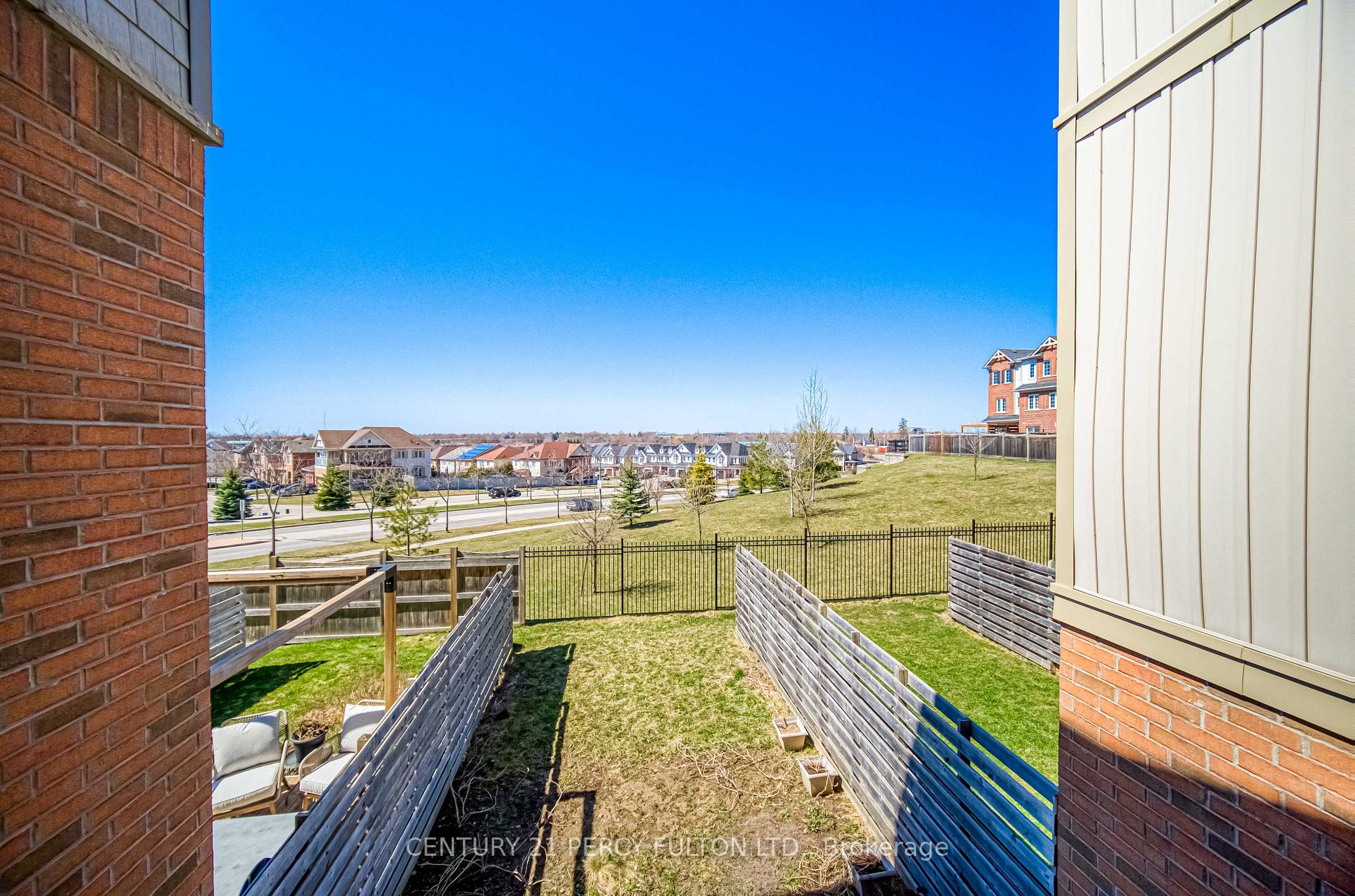 Photo 14 of 8 Benjamin Way, Whitby, Blue Grass Meadows — HOMEH