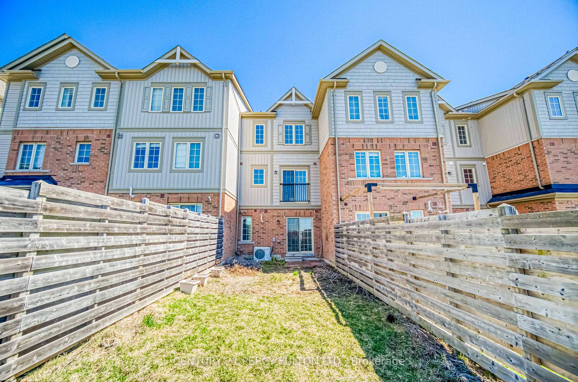 Photo 15 of 8 Benjamin Way, Whitby, Blue Grass Meadows — HOMEH