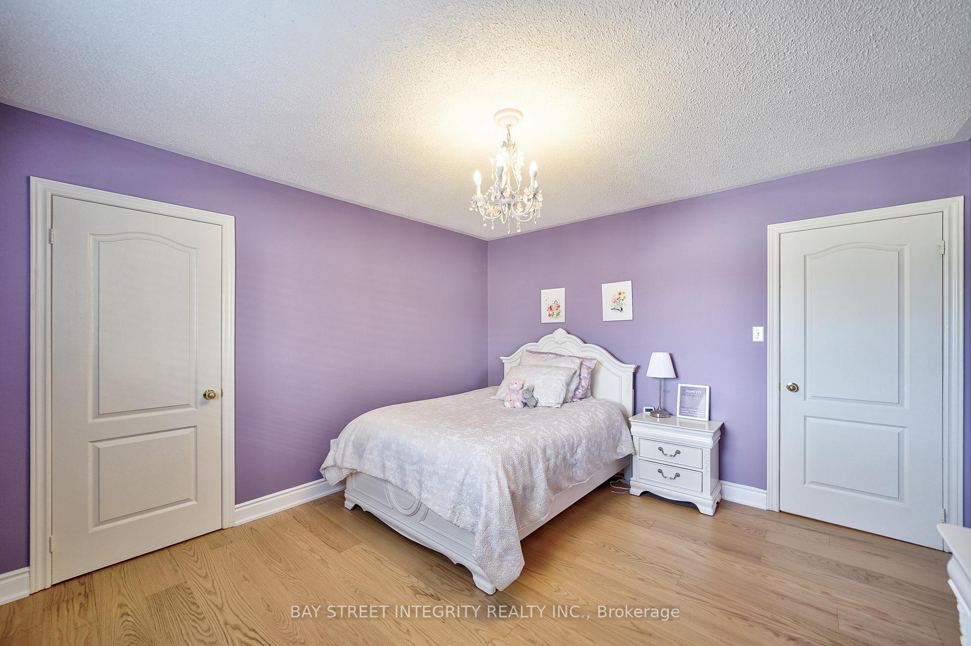 Photo 25 of 79 Westchester Crescent, Markham, Berczy — HOMEH