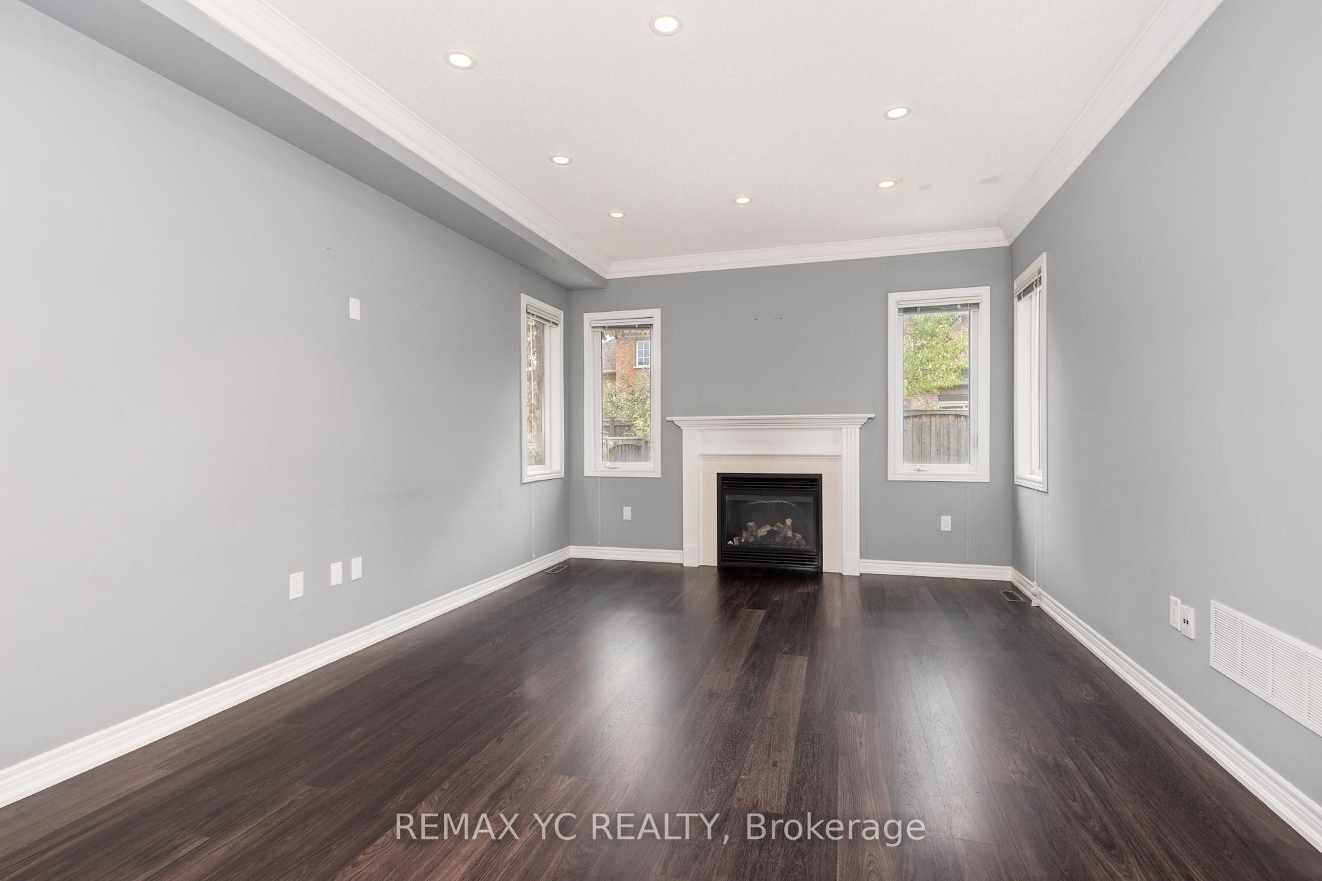 Photo 9 of 7 Riverhill Drive, Vaughan, Patterson — HOMEH