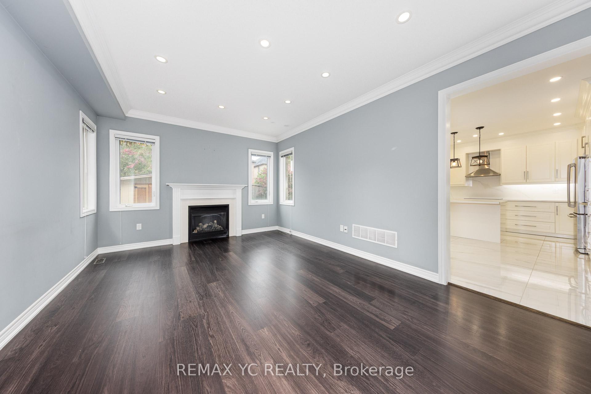 Photo 10 of 7 Riverhill Drive, Vaughan, Patterson — HOMEH