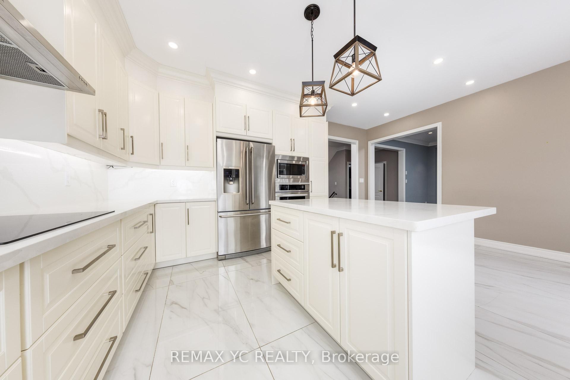Photo 18 of 7 Riverhill Drive, Vaughan, Patterson — HOMEH