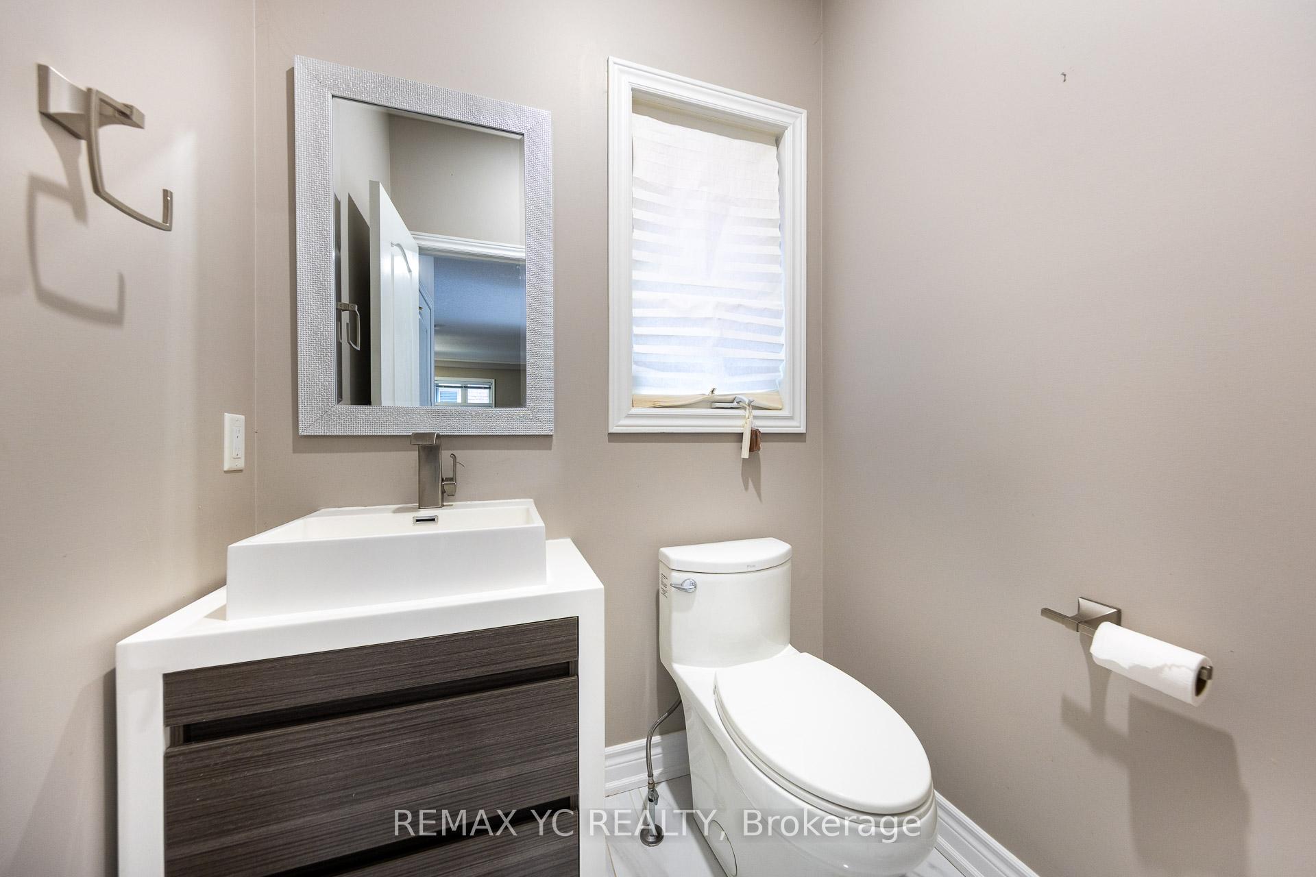 Photo 20 of 7 Riverhill Drive, Vaughan, Patterson — HOMEH
