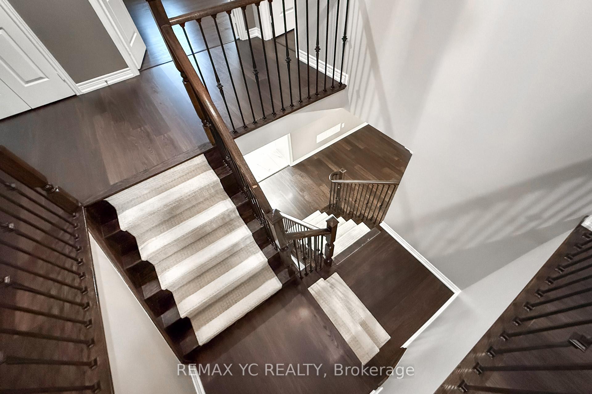 Photo 23 of 7 Riverhill Drive, Vaughan, Patterson — HOMEH