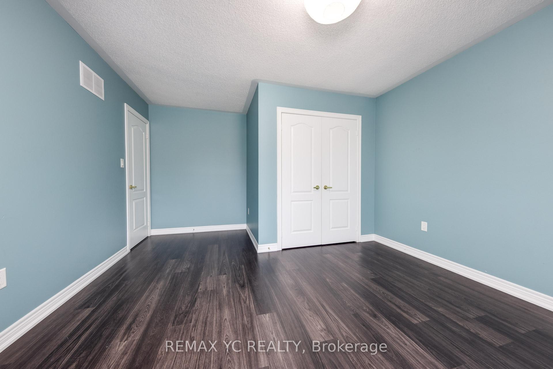 Photo 27 of 7 Riverhill Drive, Vaughan, Patterson — HOMEH