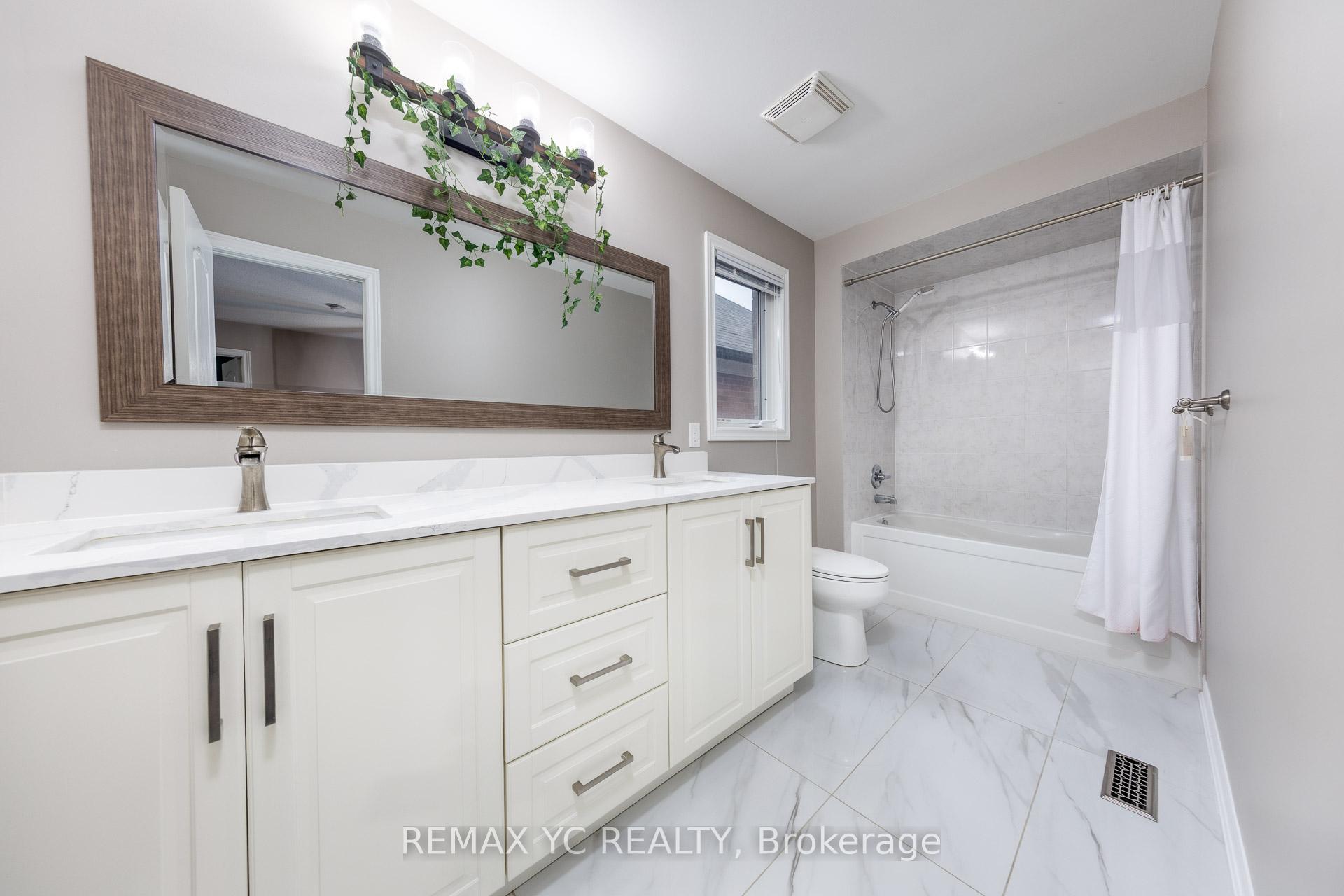 Photo 28 of 7 Riverhill Drive, Vaughan, Patterson — HOMEH