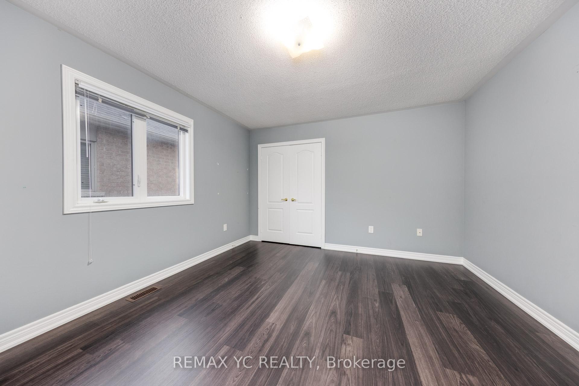 Photo 37 of 7 Riverhill Drive, Vaughan, Patterson — HOMEH