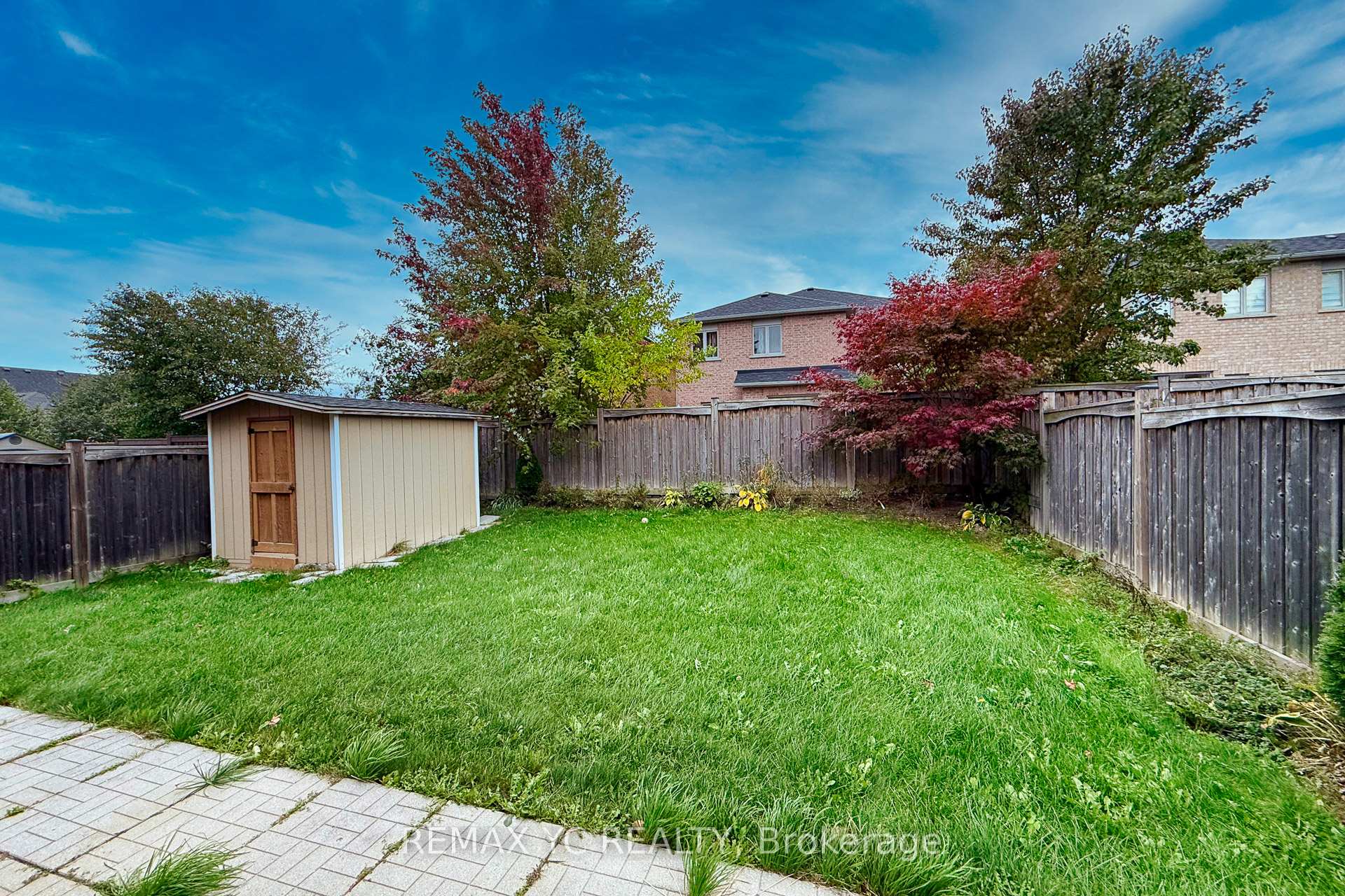 Photo 41 of 7 Riverhill Drive, Vaughan, Patterson — HOMEH