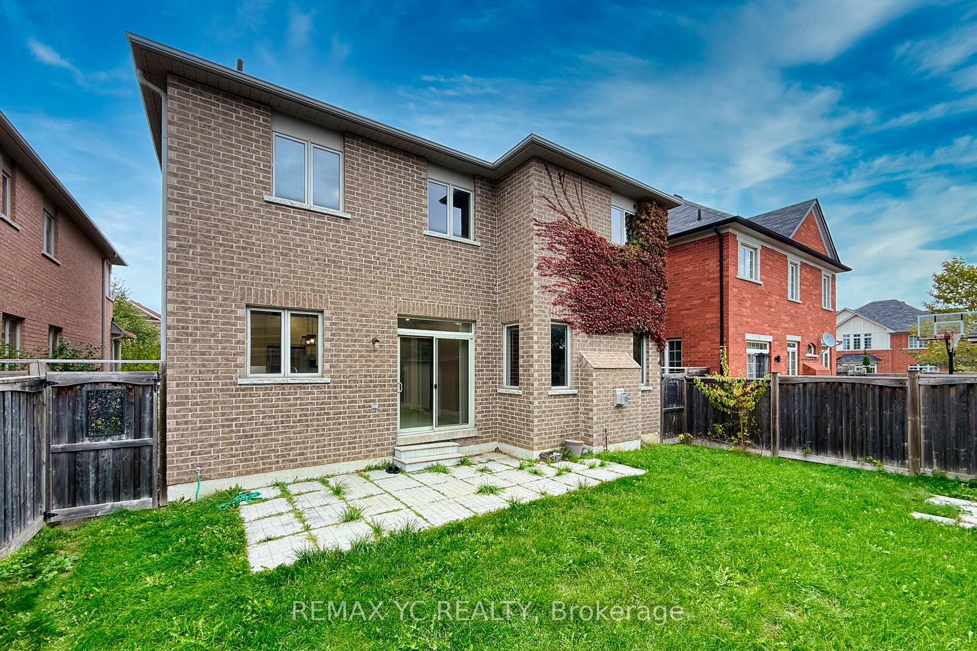 Photo 43 of 7 Riverhill Drive, Vaughan, Patterson — HOMEH