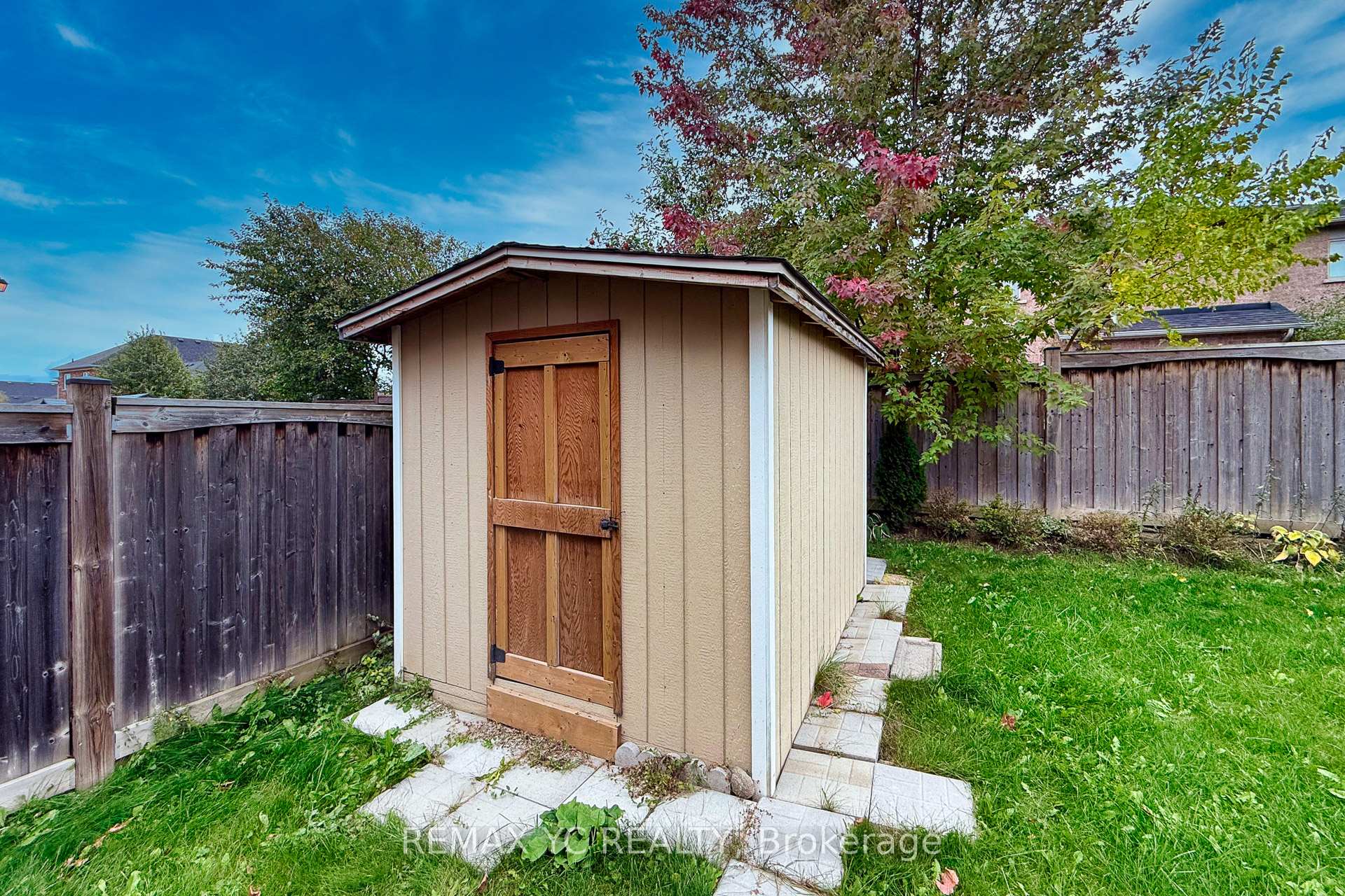 Photo 47 of 7 Riverhill Drive, Vaughan, Patterson — HOMEH