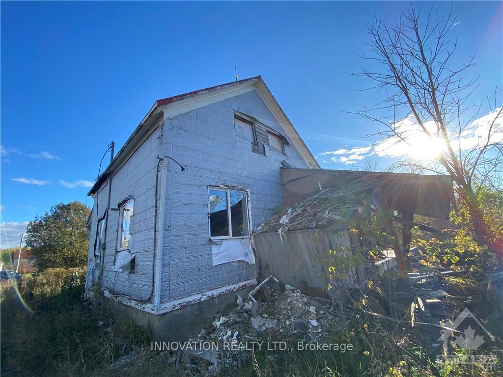 Photo 2 of 7524 21 County Road, Augusta, Augusta Twp — HOMEH