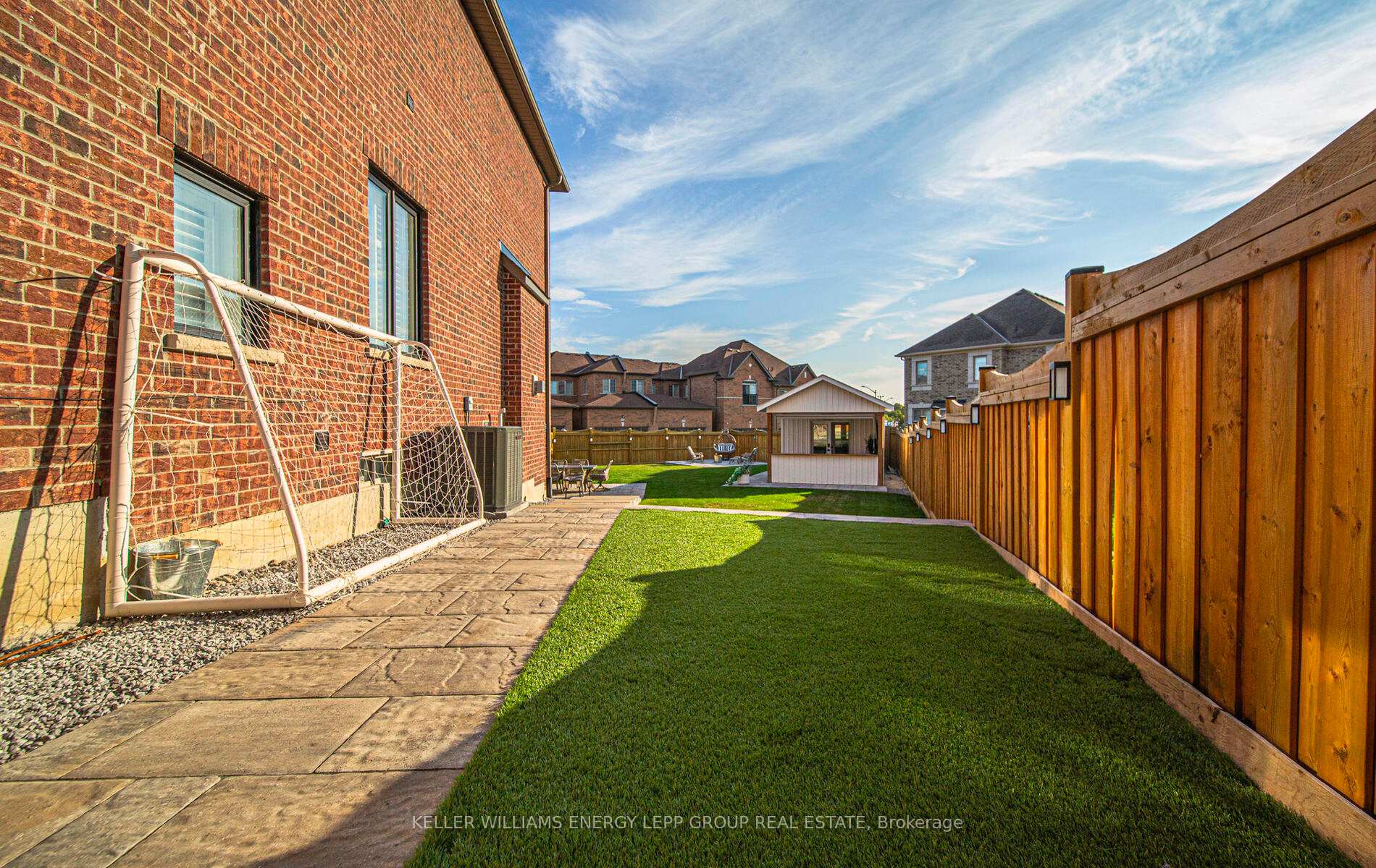 Photo 4 of 16 Dumaine Street, Whitby, Rural Whitby — HOMEH