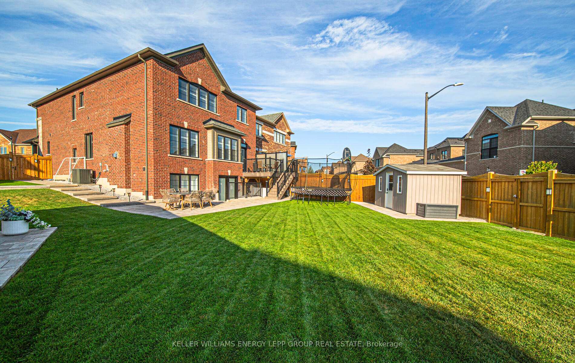 Photo 14 of 16 Dumaine Street, Whitby, Rural Whitby — HOMEH